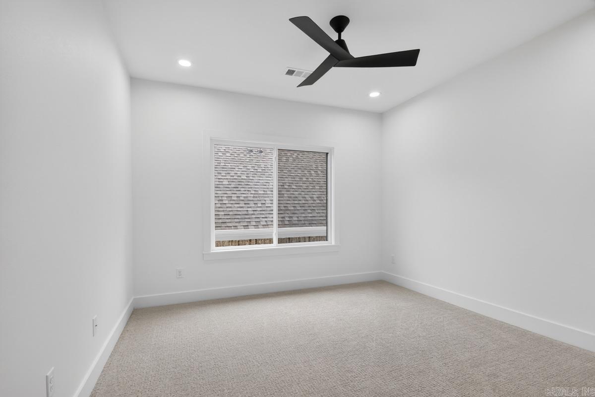 115 Kinley Loop Property Photo 33