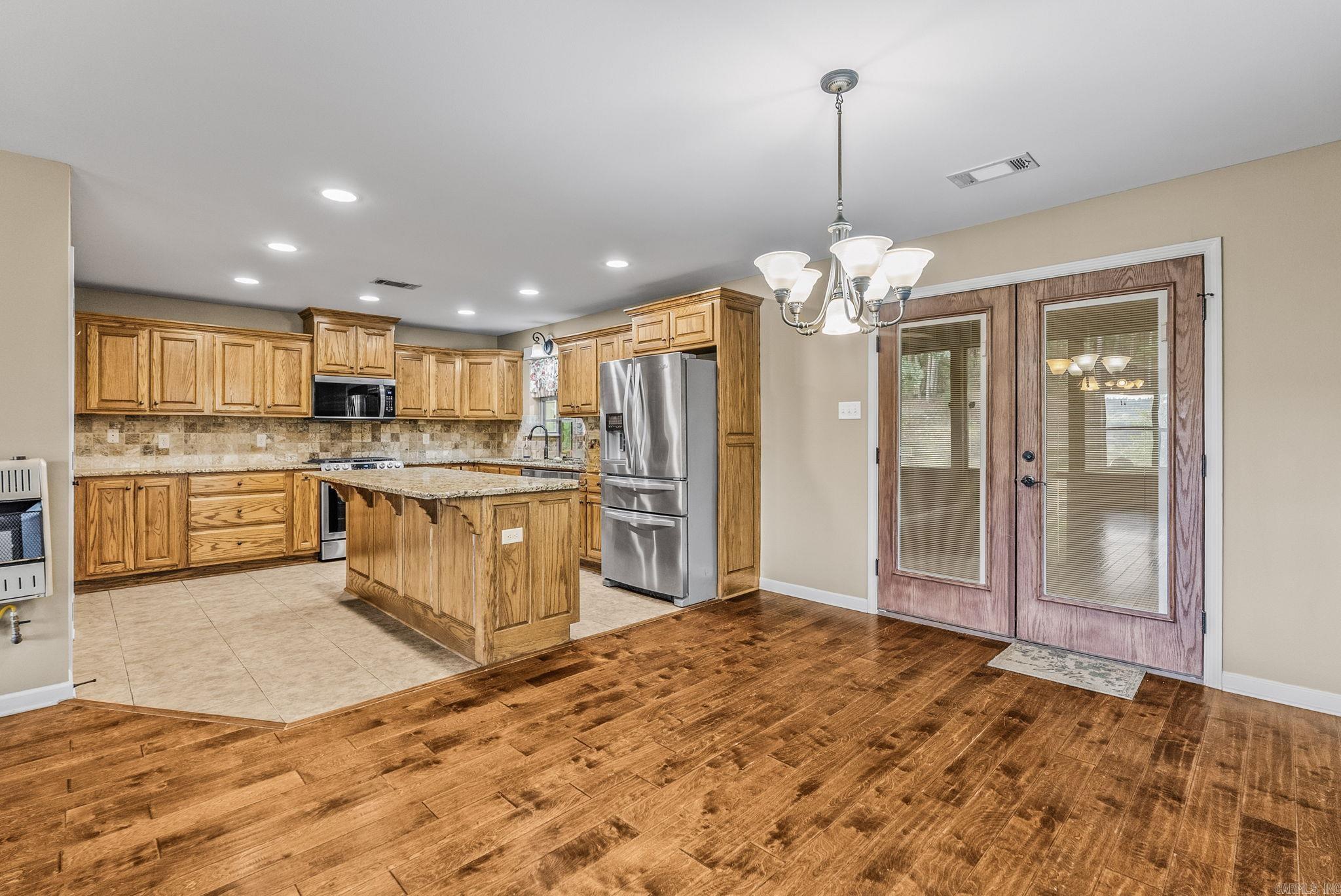 17607 Burlingame Road Property Photo 8