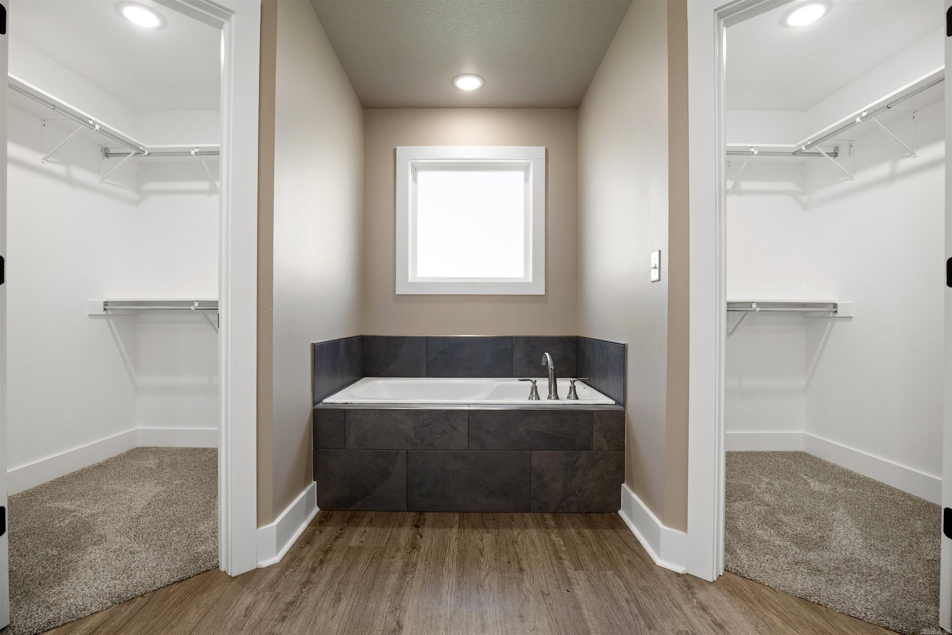 108 Delle Ln Property Photo 21