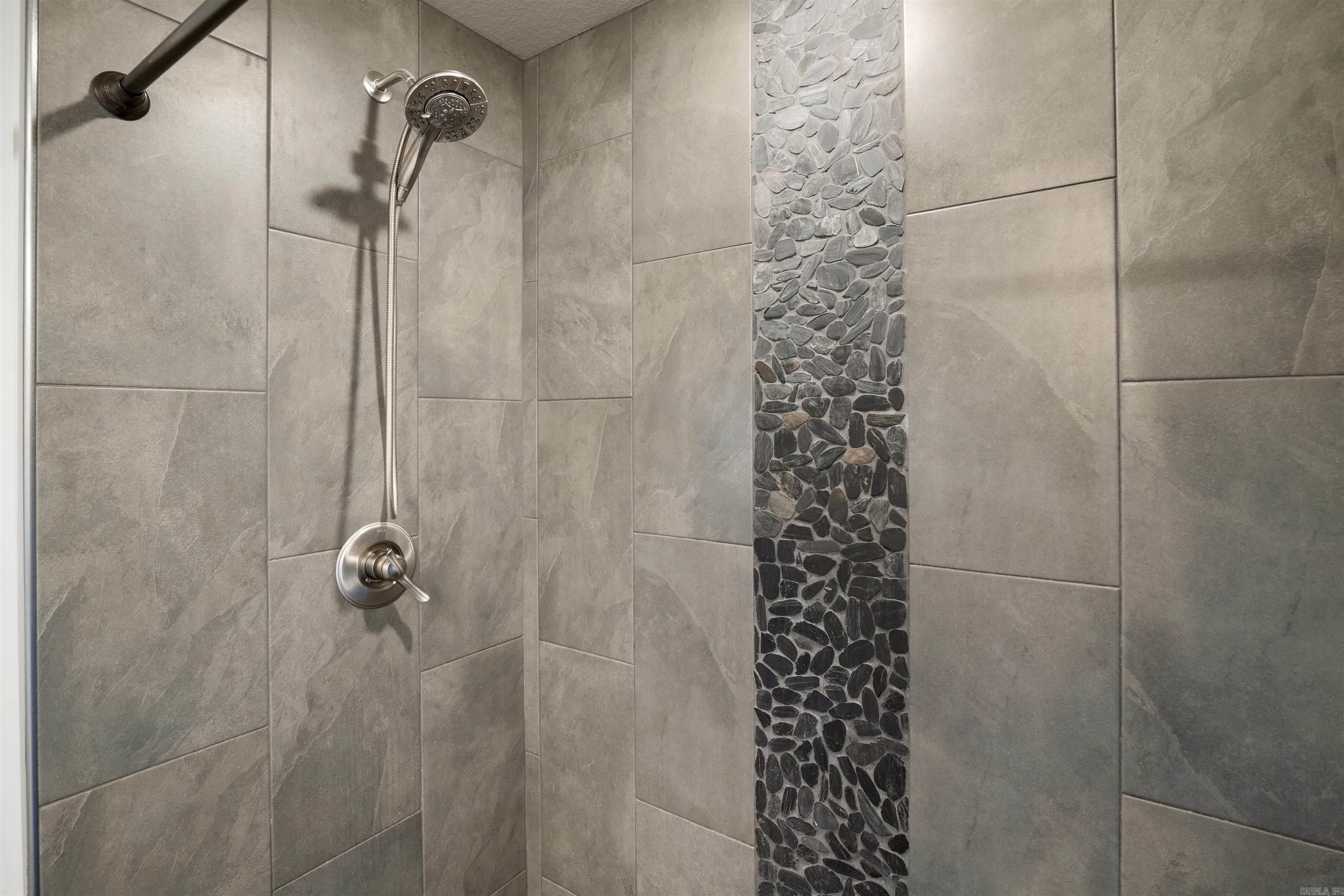 108 Delle Ln Property Photo 25