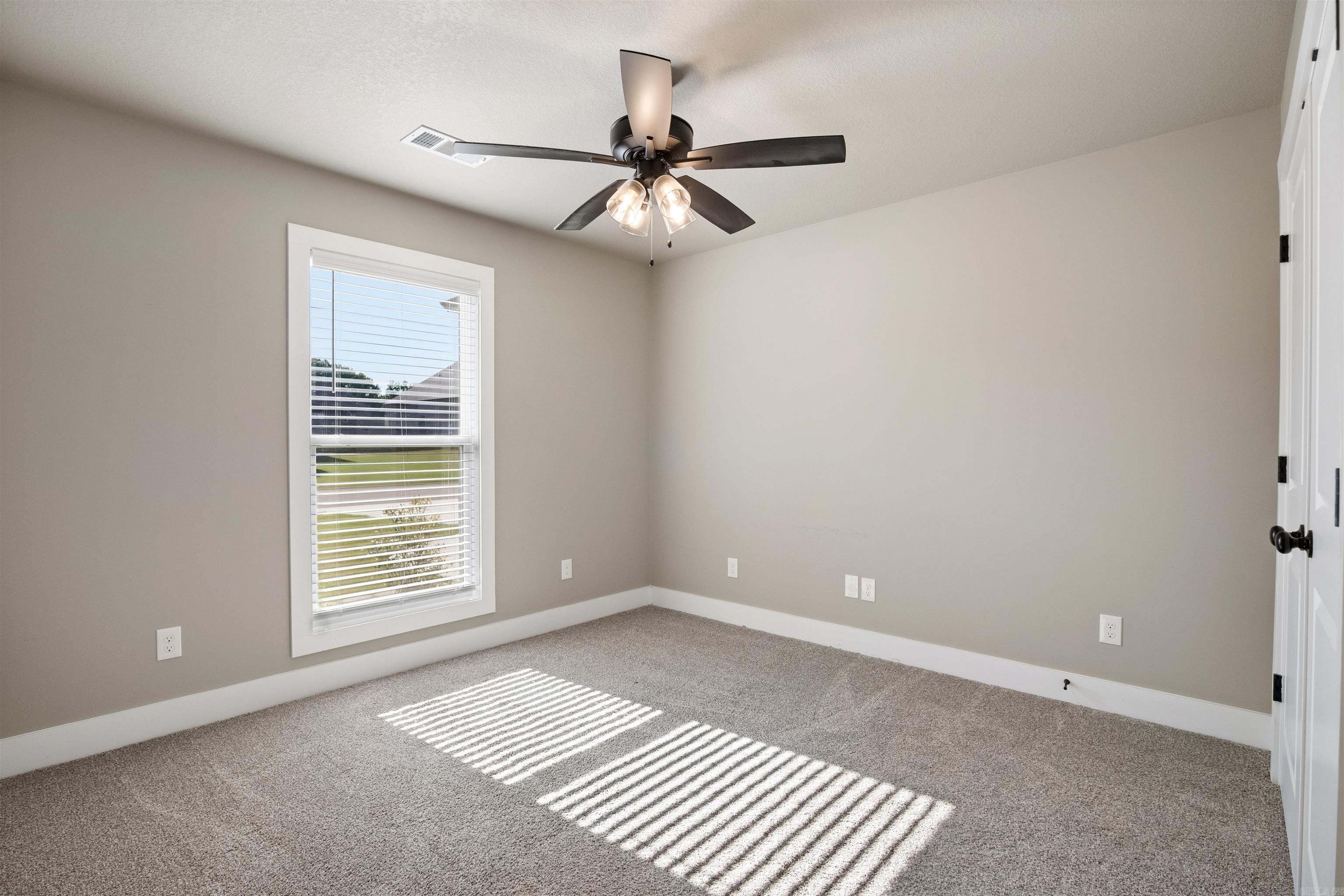 108 Delle Ln Property Photo 27
