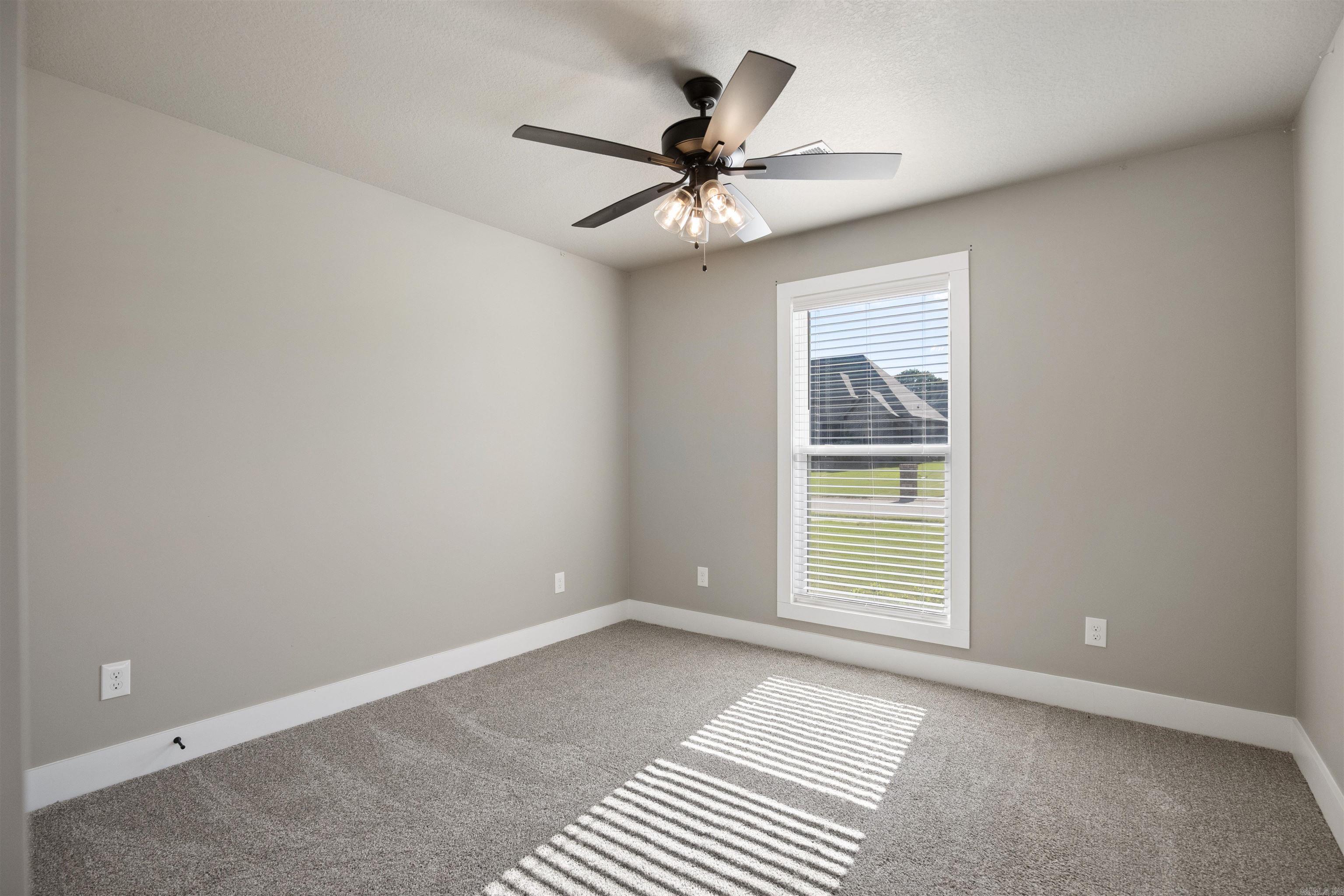 108 Delle Ln Property Photo 28