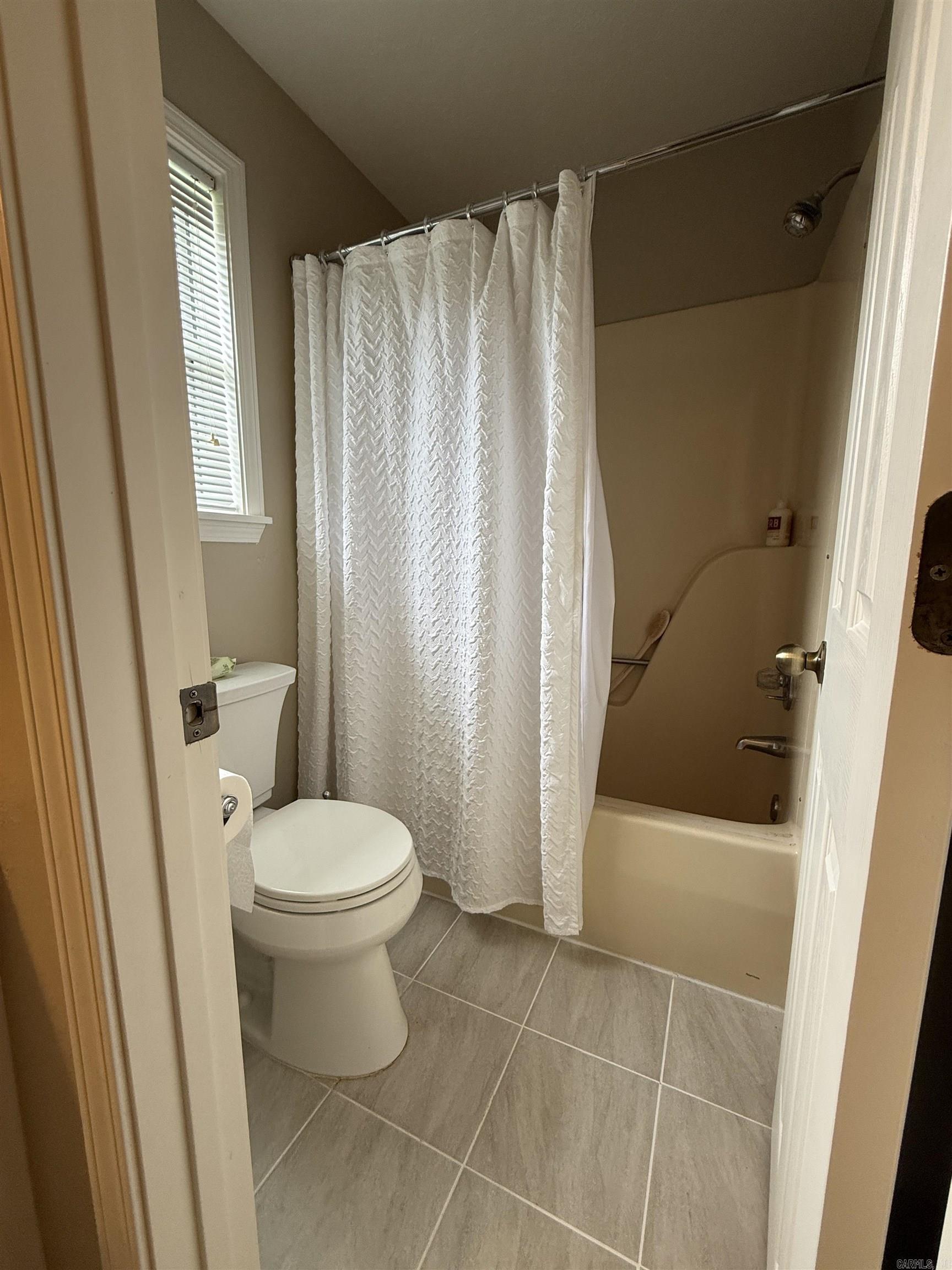 110 Chippewa Property Photo 26