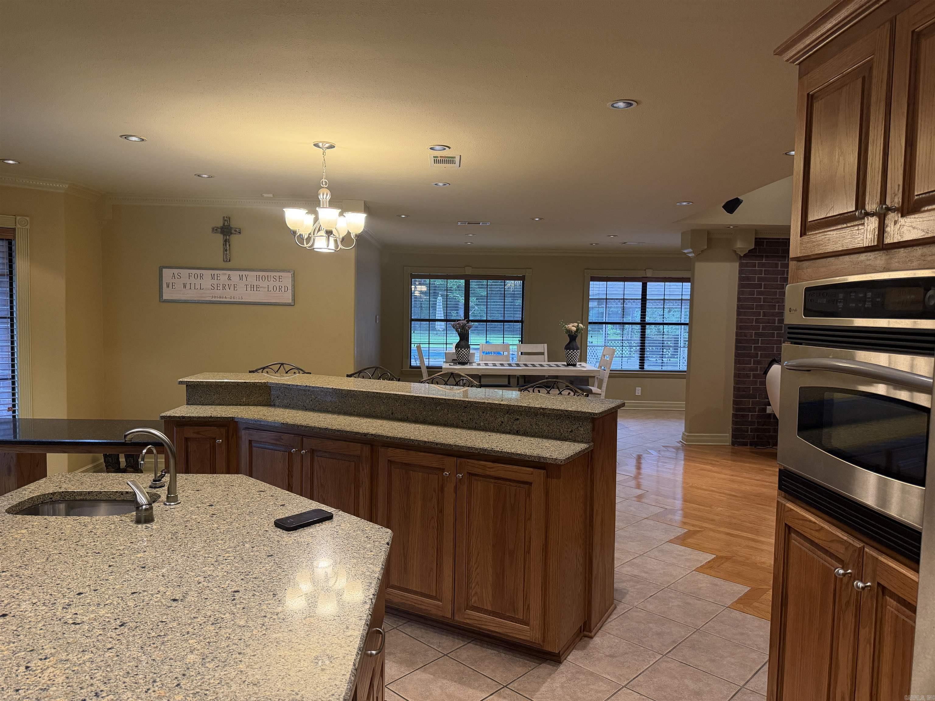 9421 Jimbert Drive Property Photo 8