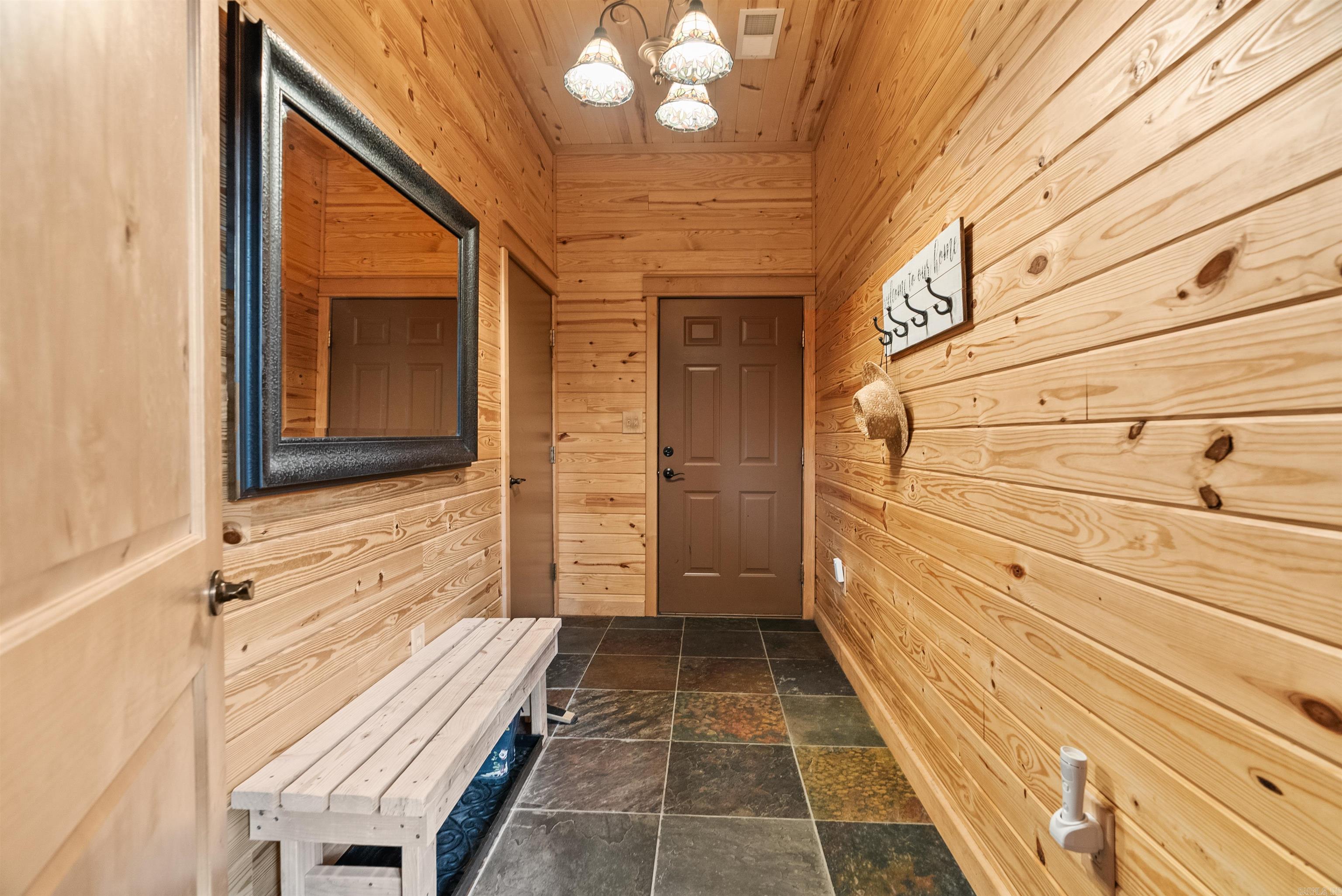 205 Spring Road Property Photo 31