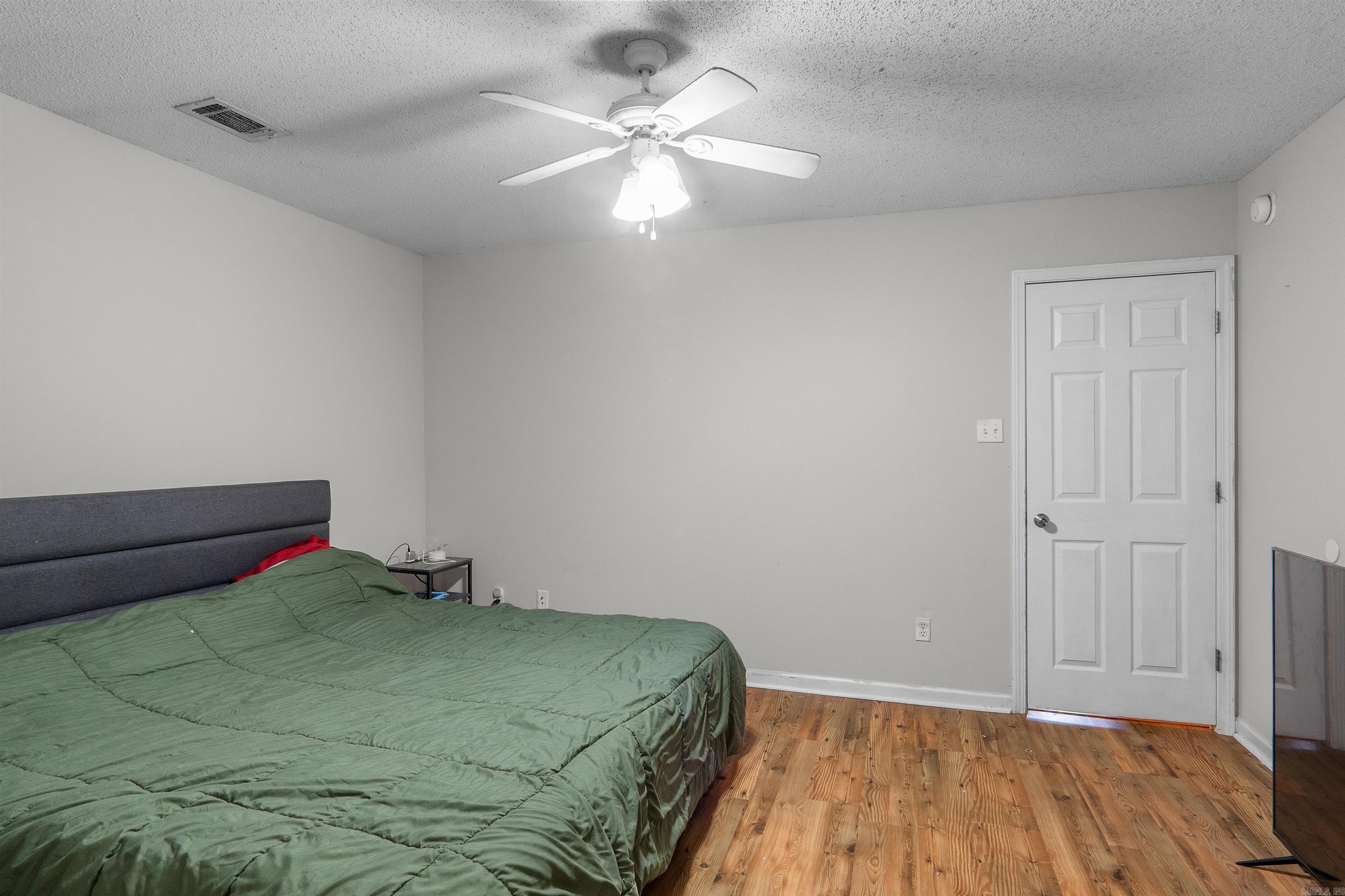 20 Violet Cove Property Photo 19