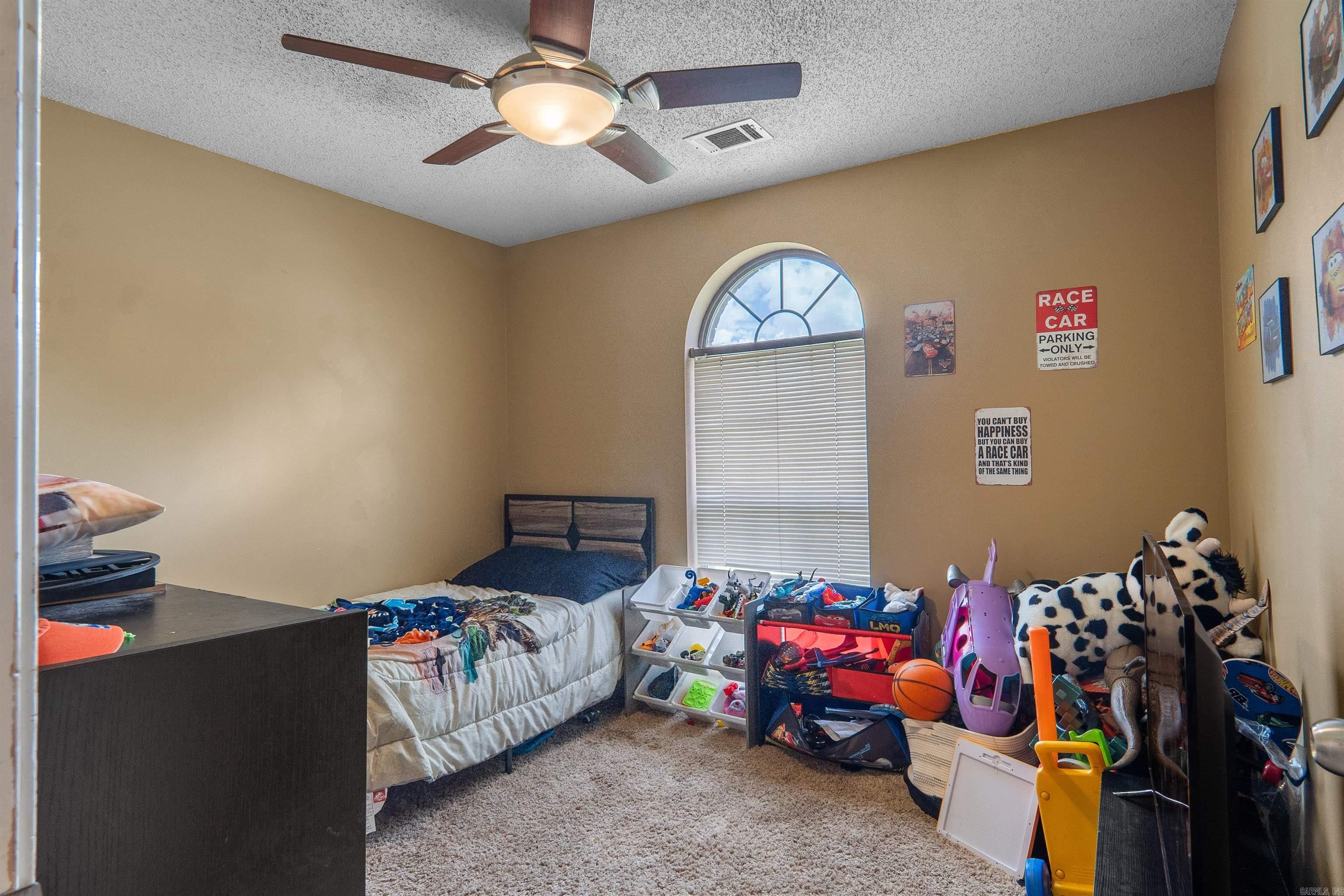 20 Violet Cove Property Photo 24
