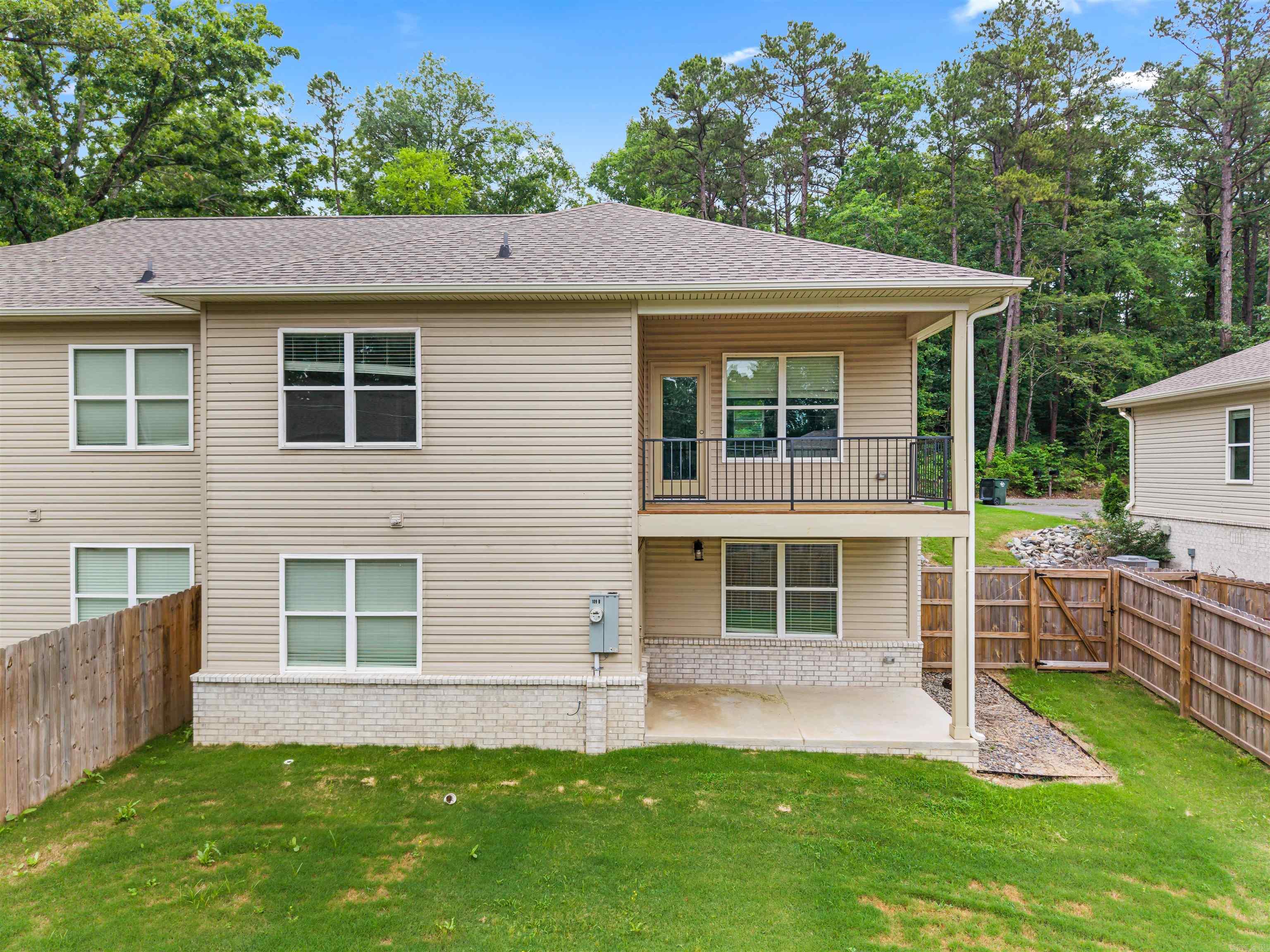 105 & 109 Pocola Property Photo 40