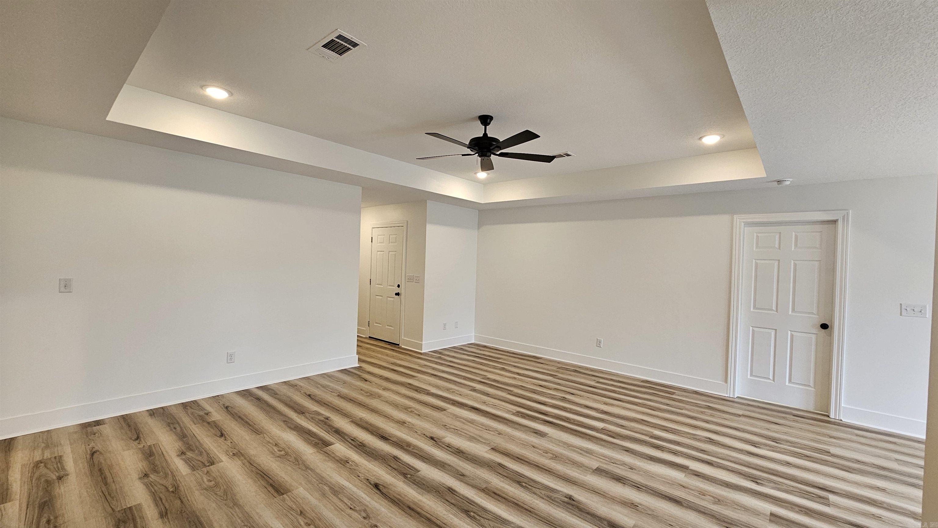 2304 S 19th Street Property Photo 4