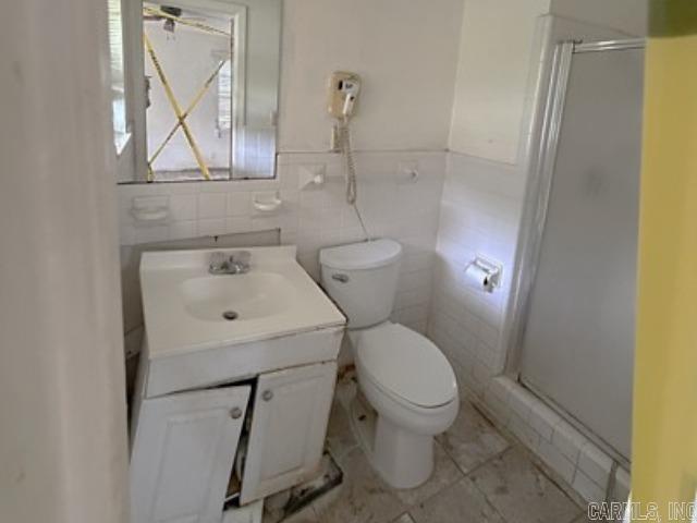3914 King Richard Road Property Photo 11