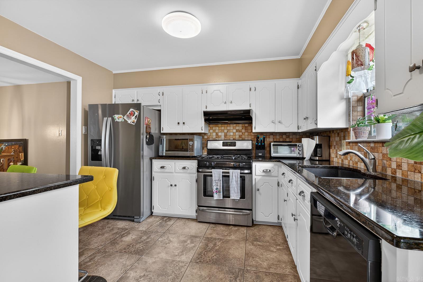15 Red Maple Court Property Photo 8