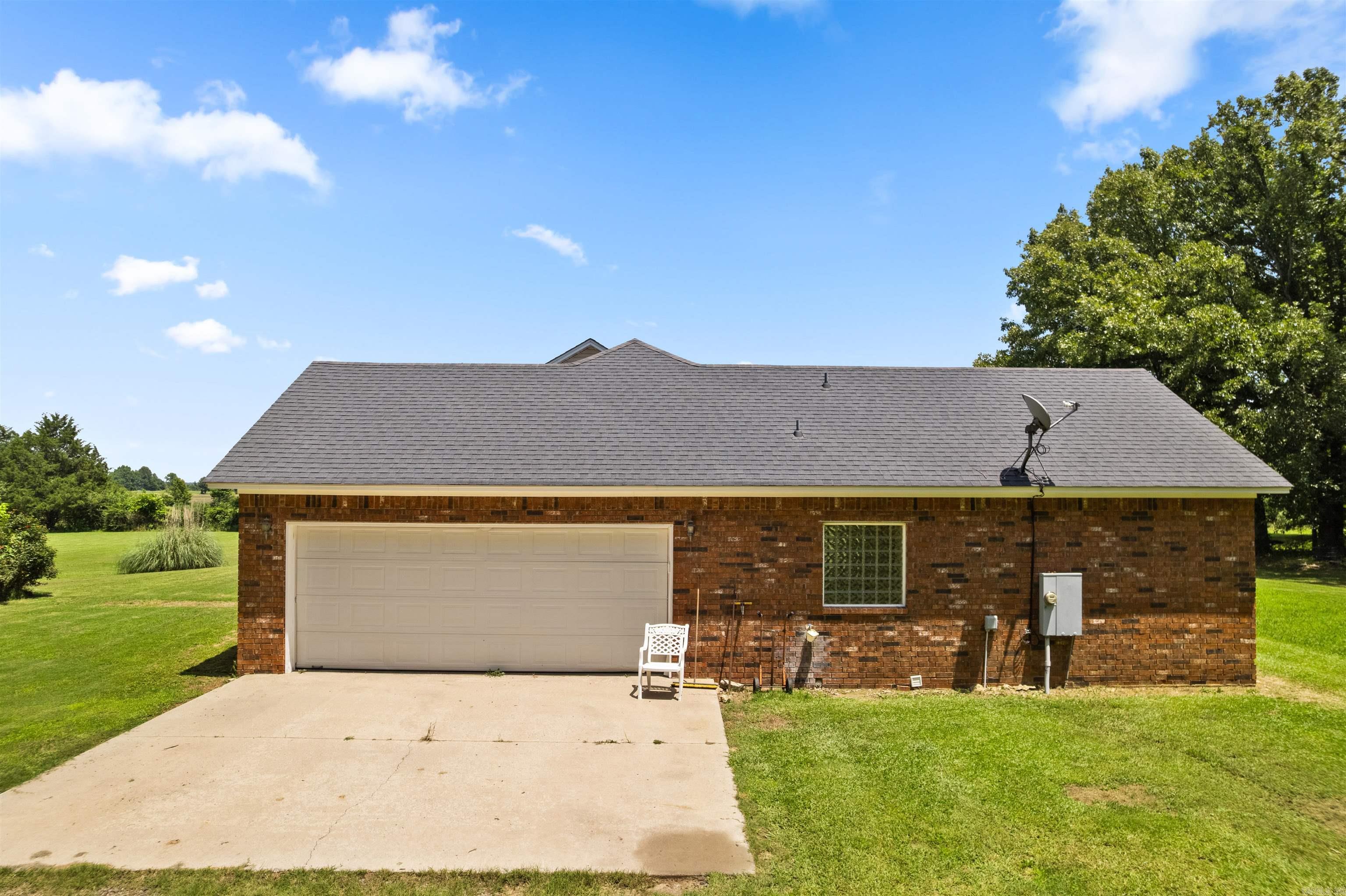 9841 Highway 38 W Property Photo 7
