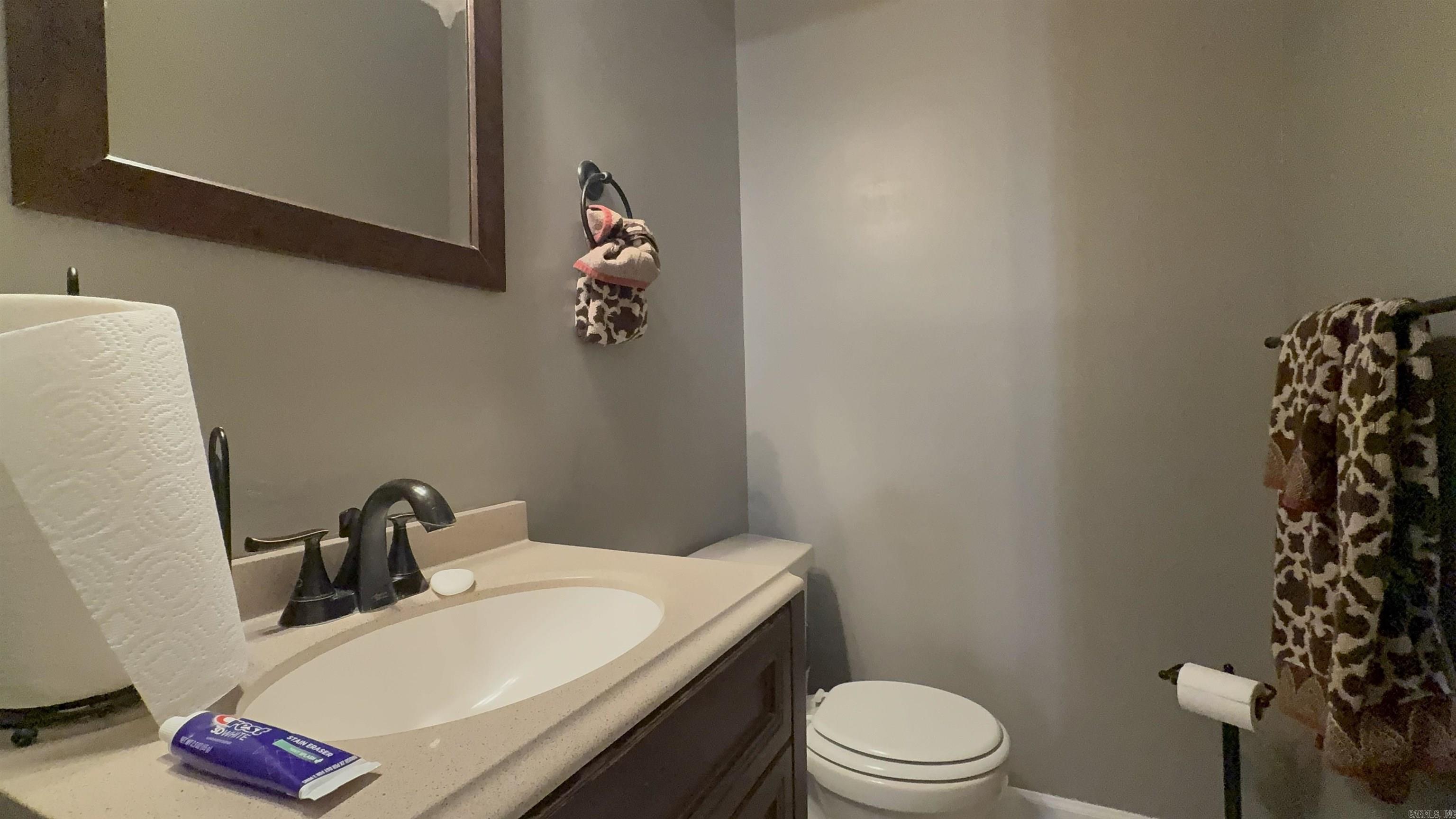 494 Calvert Road Property Photo 6
