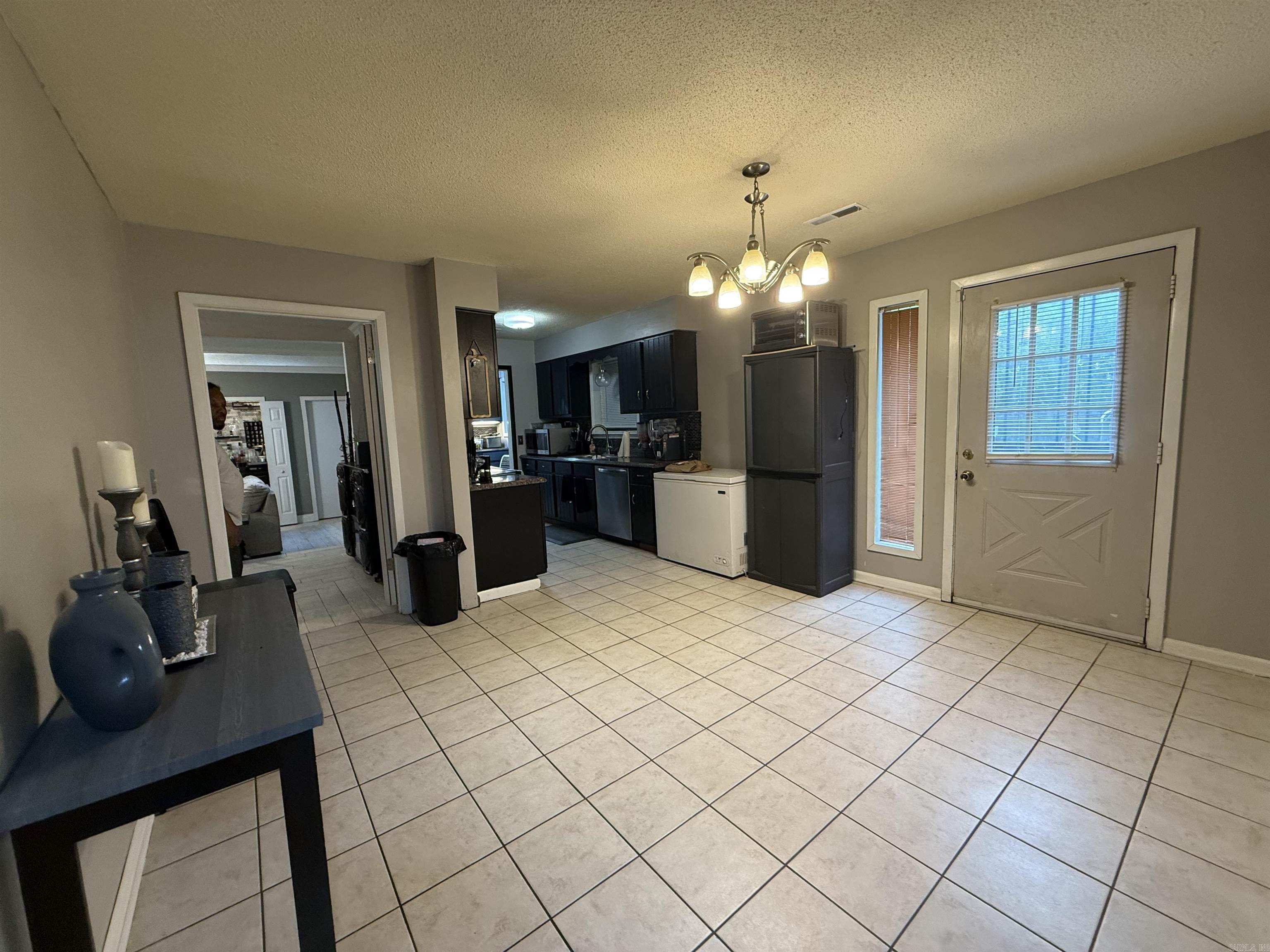 494 Calvert Road Property Photo 10