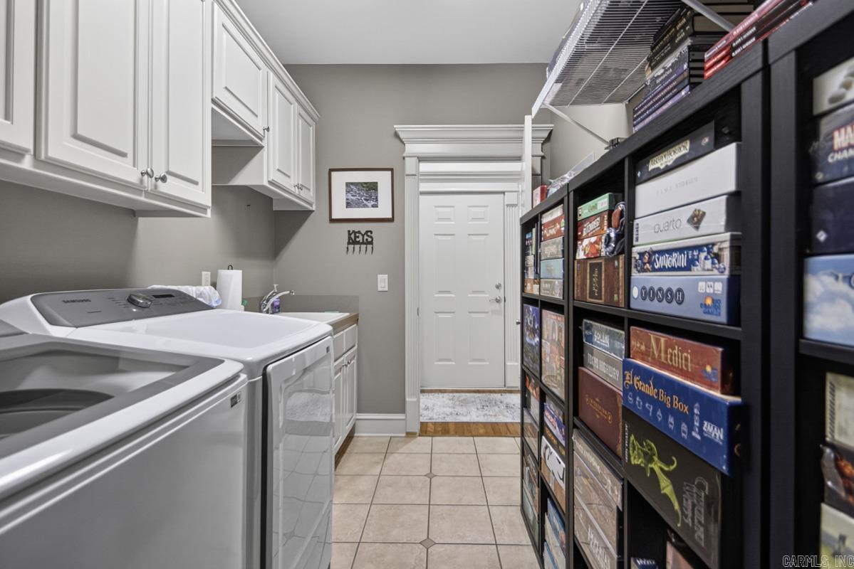 35 Courtside Place Property Photo 13