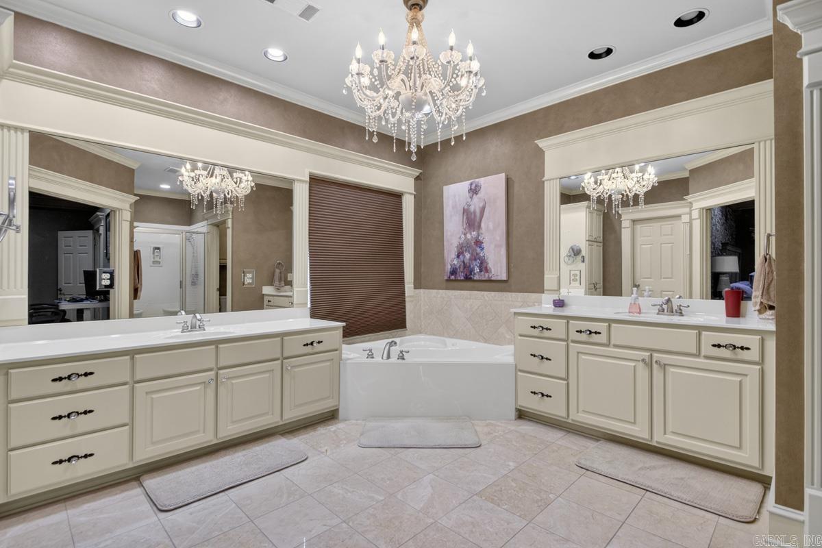 35 Courtside Place Property Photo 16