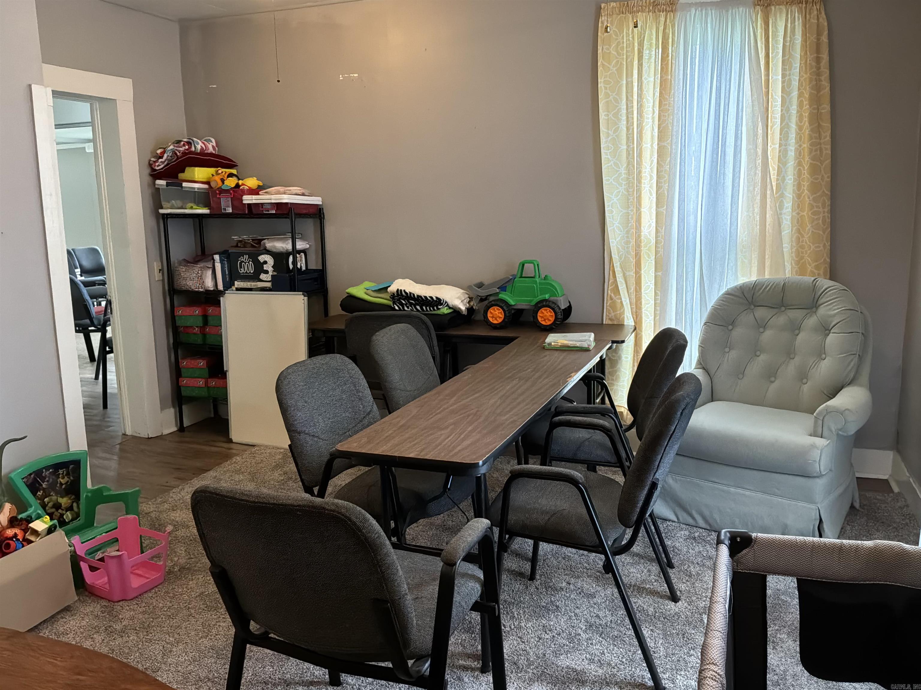 111 S Broadway Street Property Photo 20