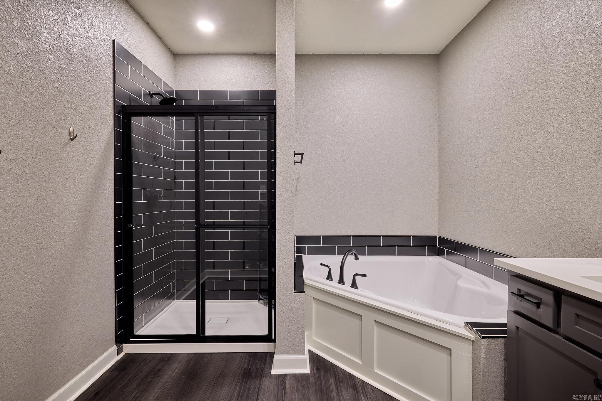 12915 Styles Rd Property Photo 16