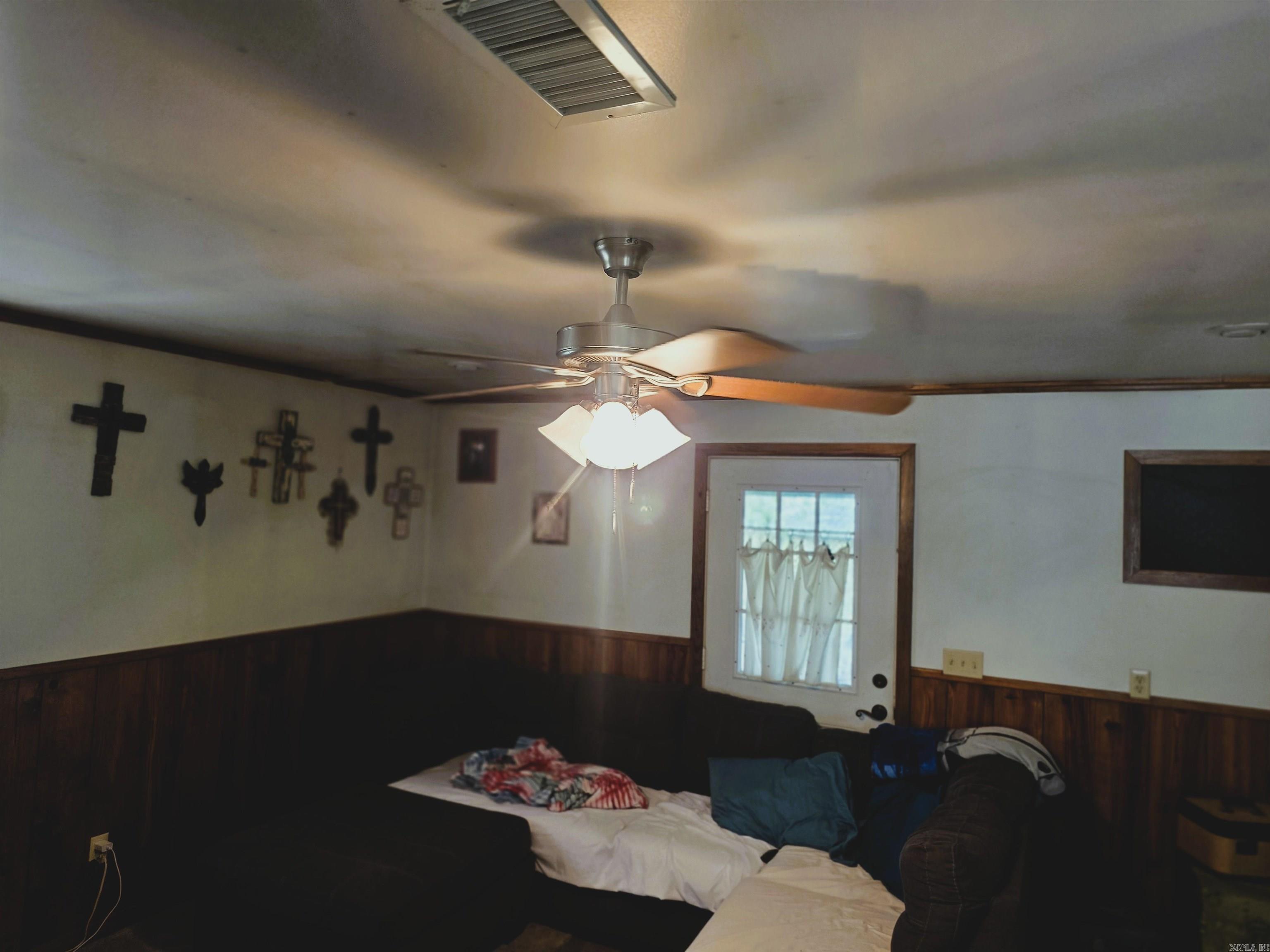 137 Goldsmith Lane Property Photo 18