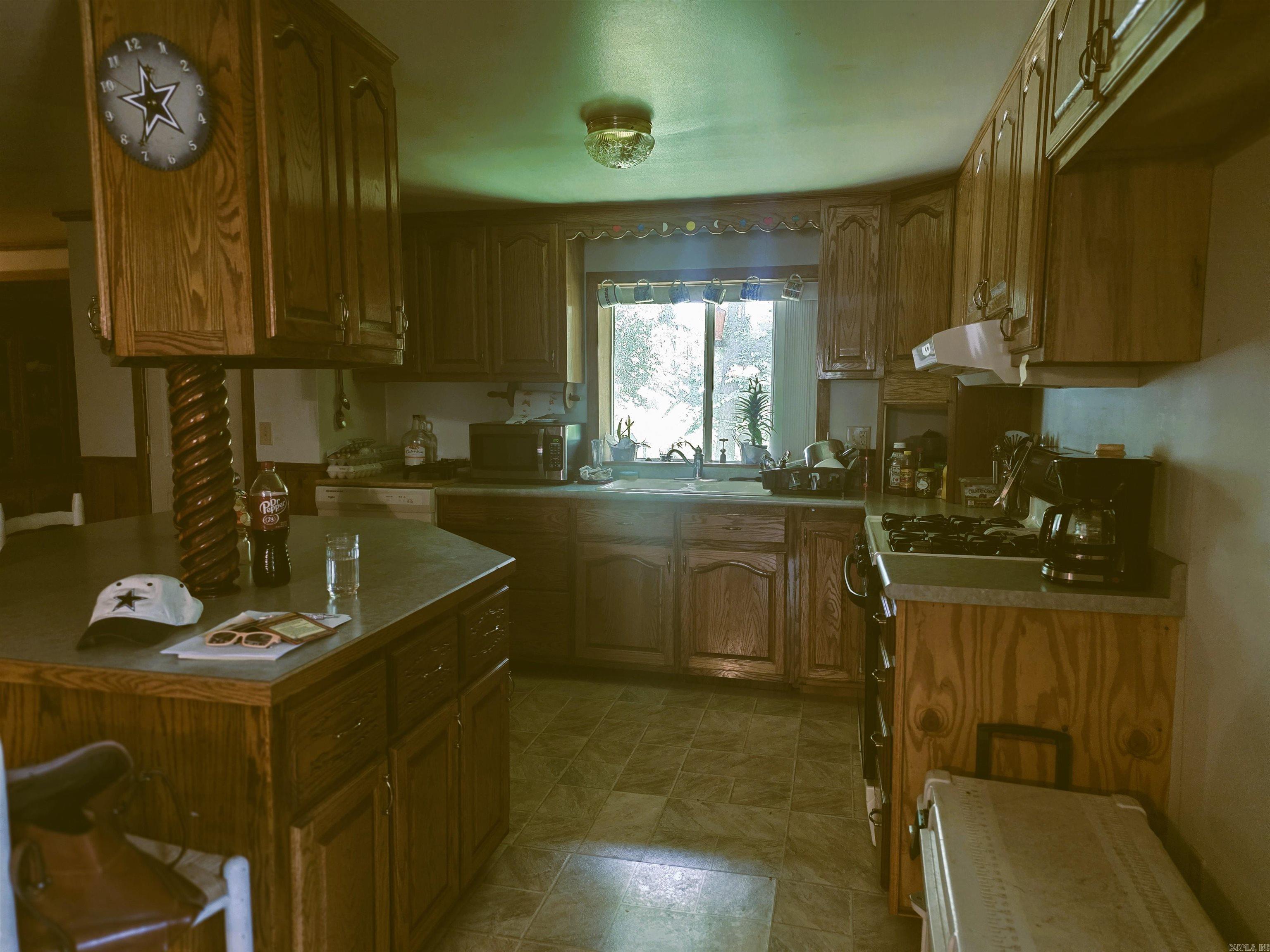 137 Goldsmith Lane Property Photo 19