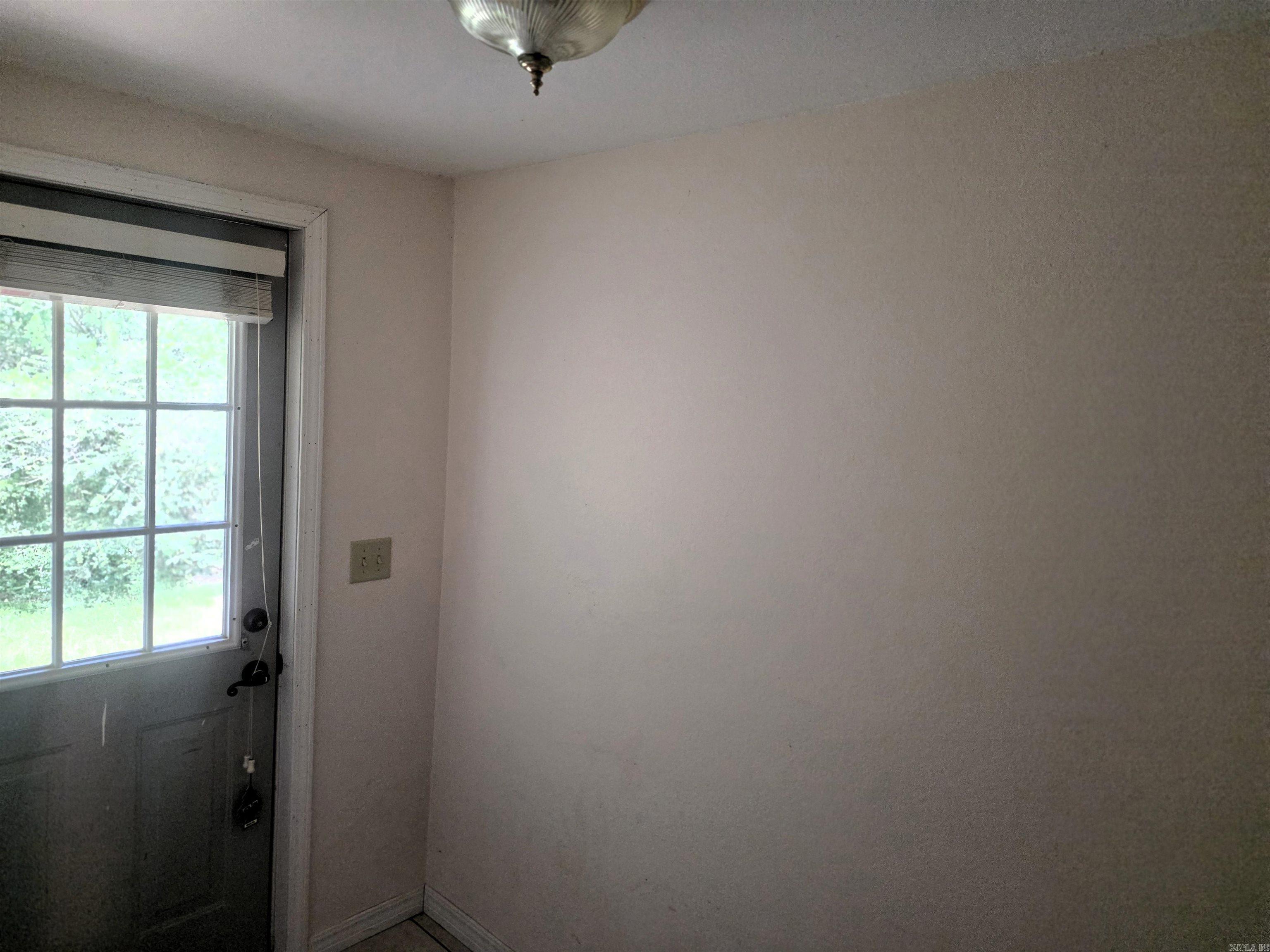 137 Goldsmith Lane Property Photo 24