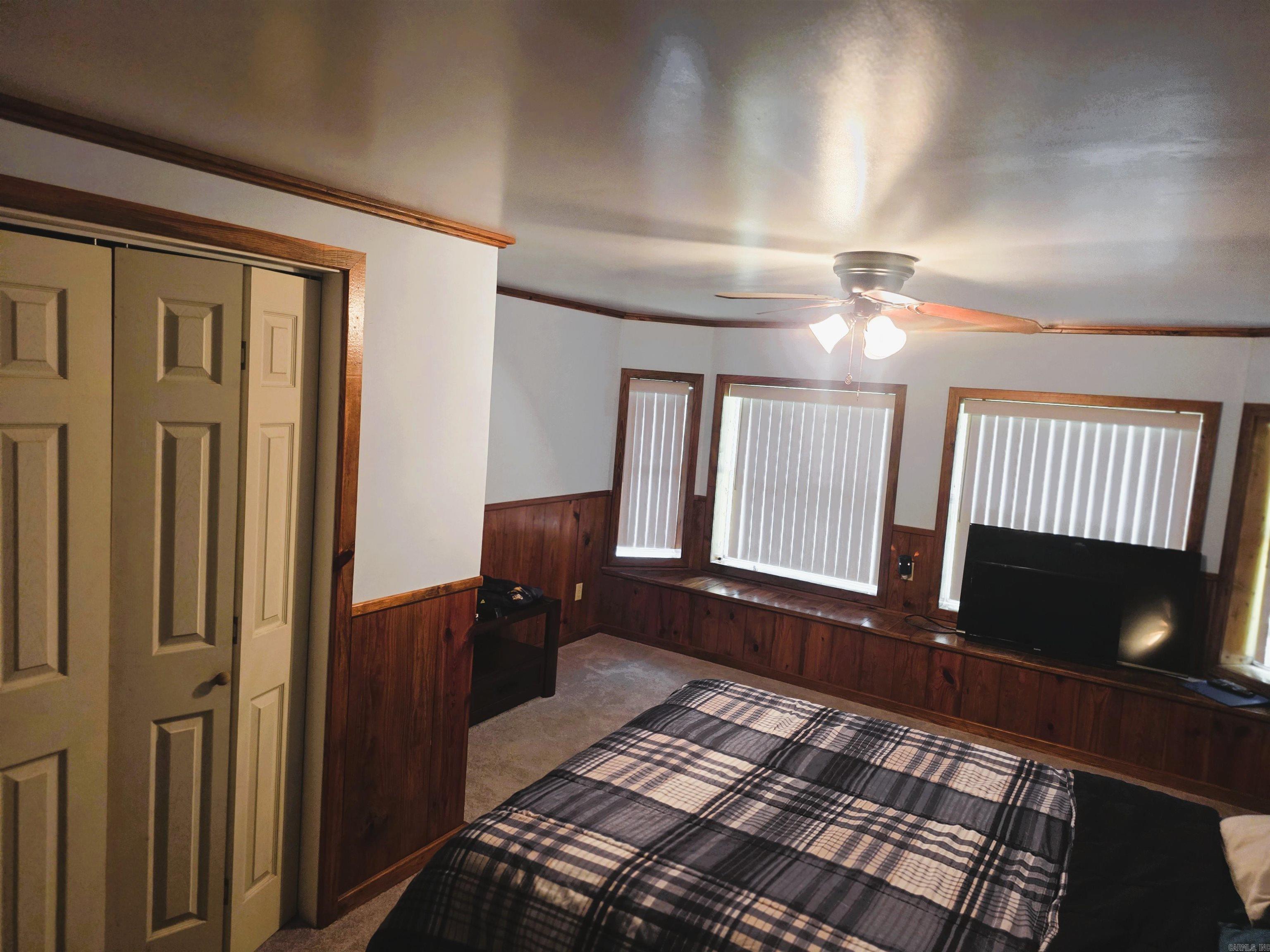 137 Goldsmith Lane Property Photo 25
