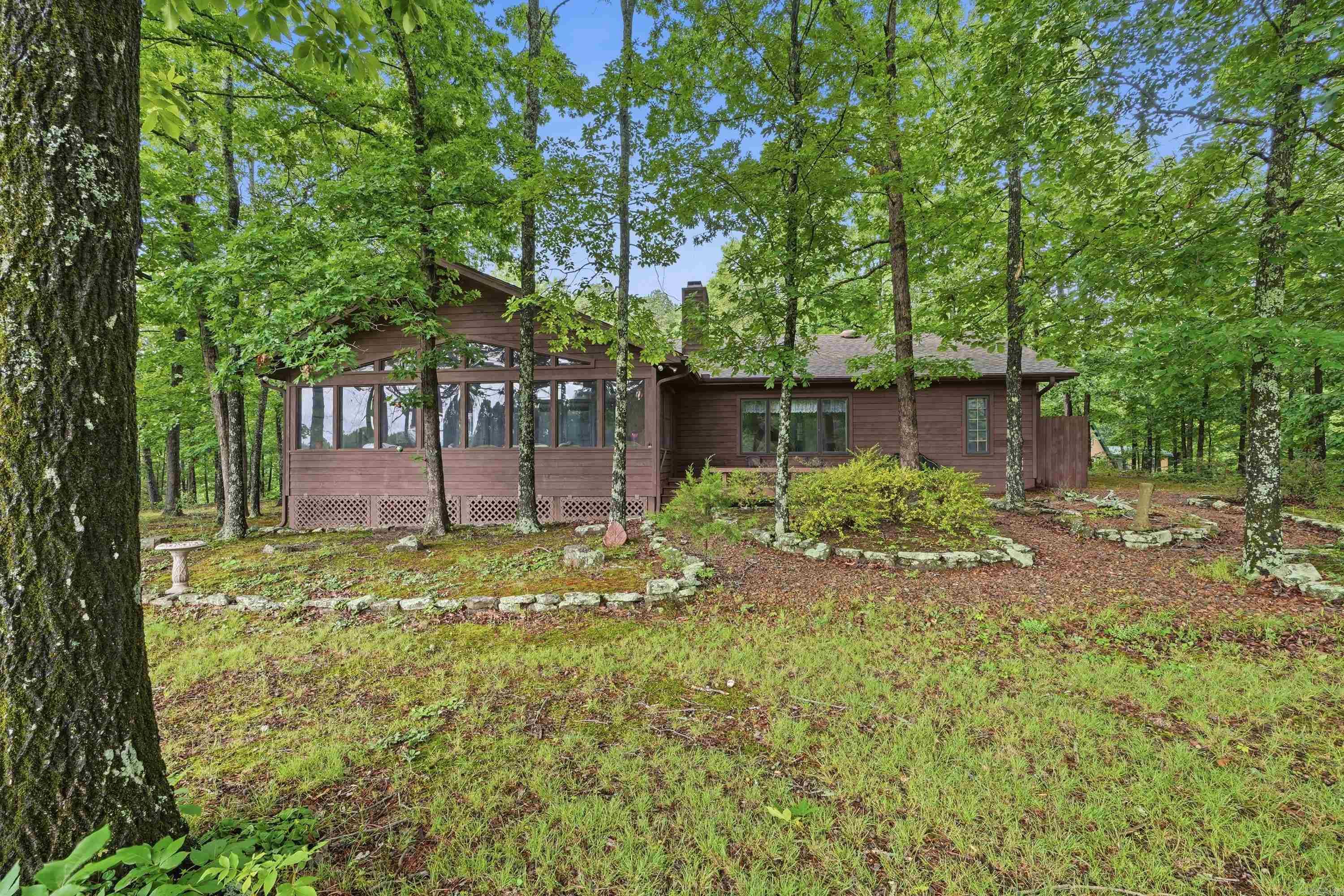 201 E Blue Ridge Terrace Property Photo 4