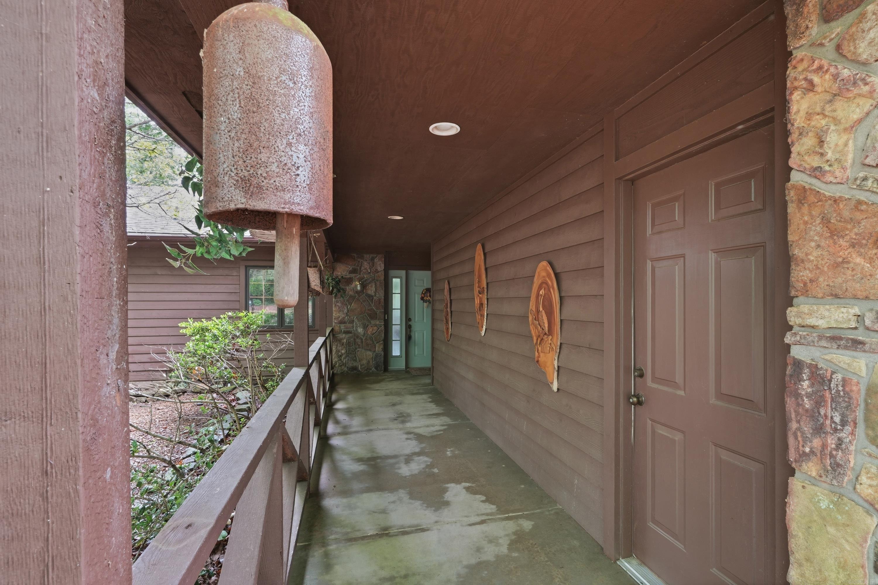 201 E Blue Ridge Terrace Property Photo 9