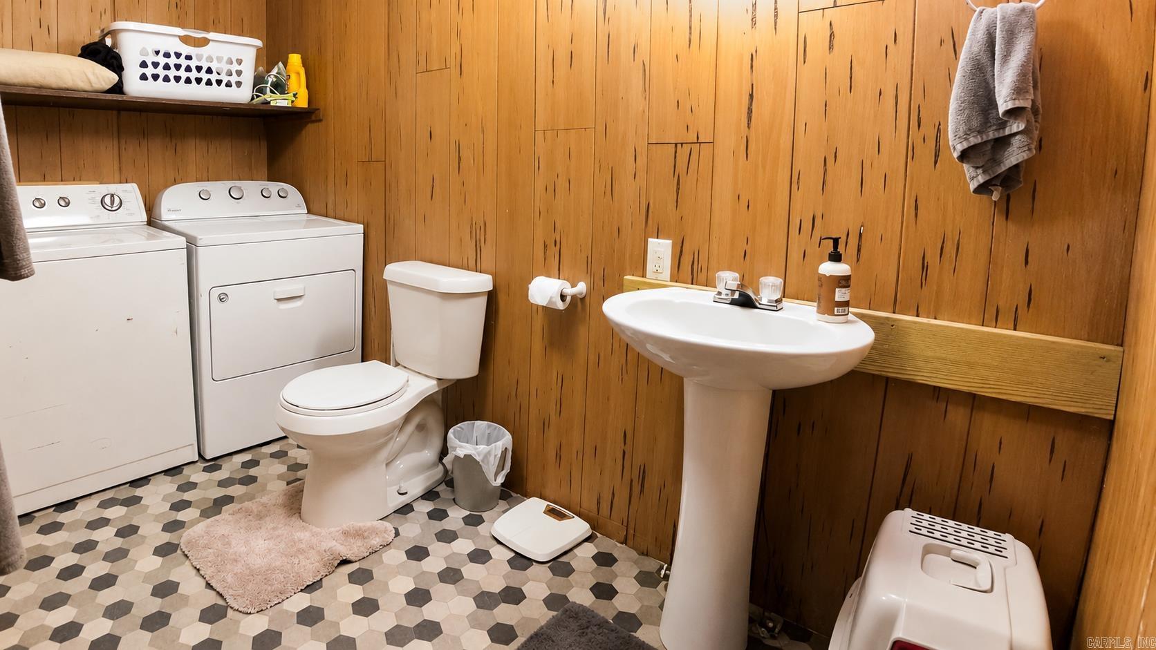 103 Dyson Road Property Photo 10