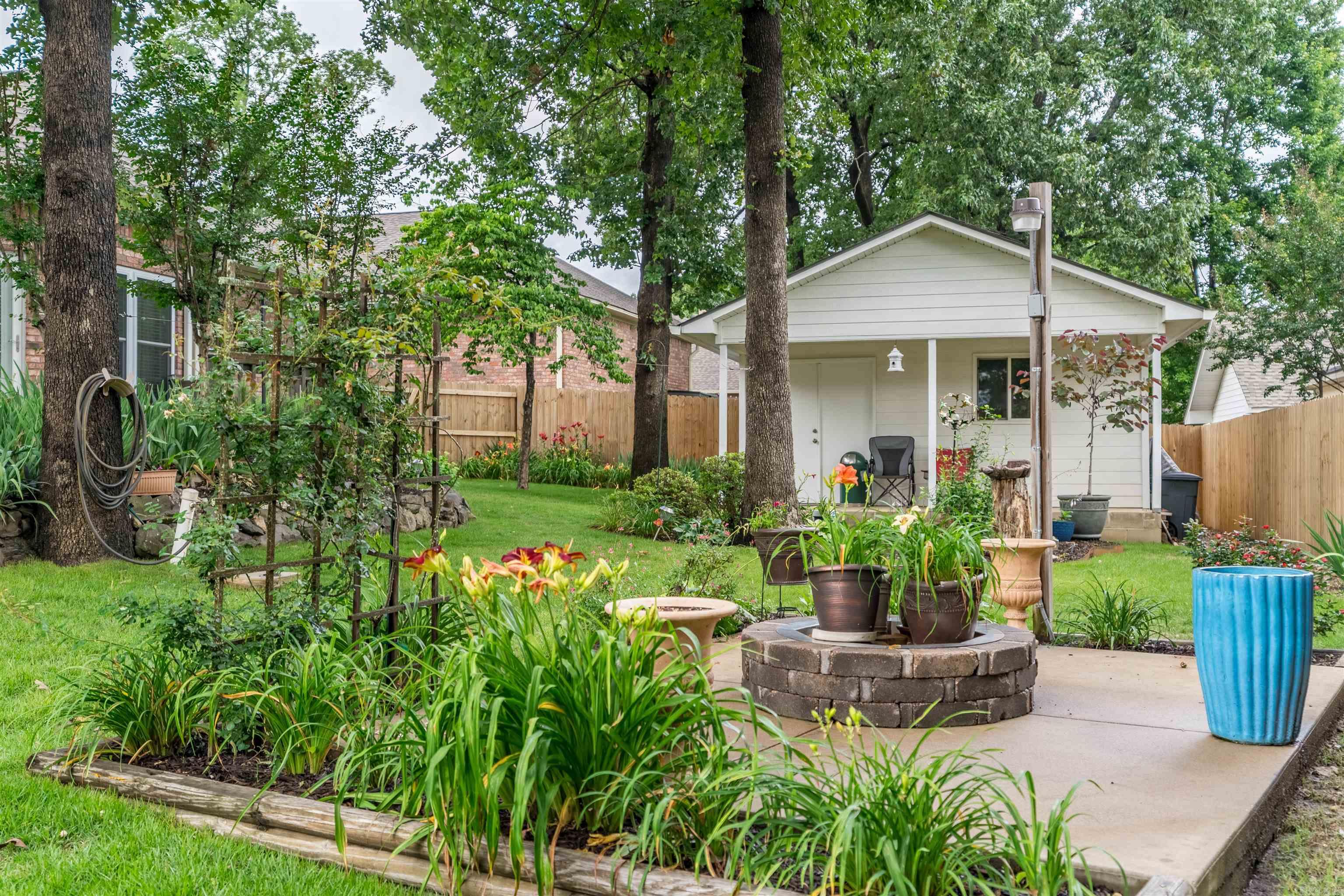 109 Alexwood Property Photo 40