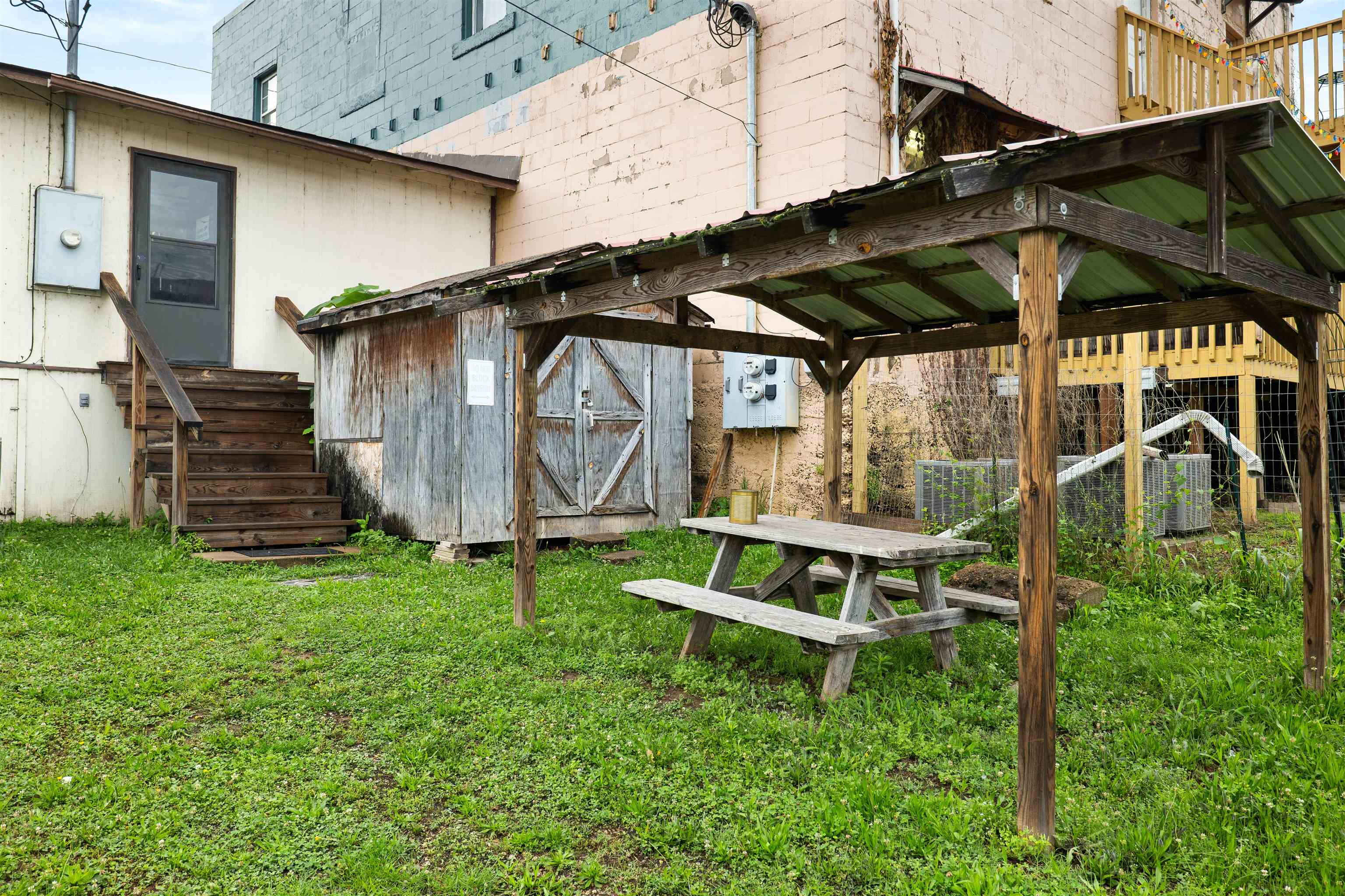 107 E Main Street Property Photo 50
