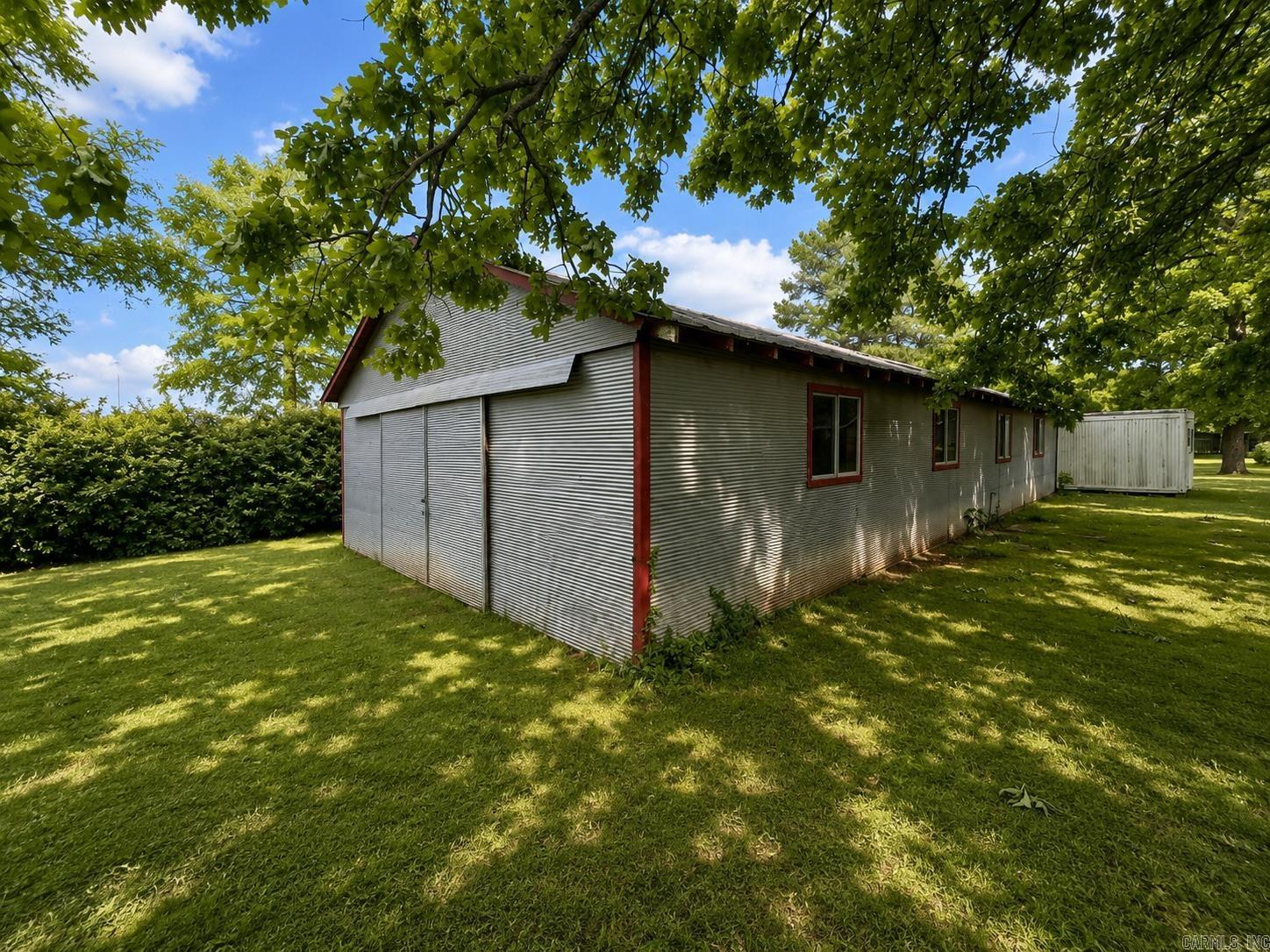 525 Central Landing Blvd Property Photo 32