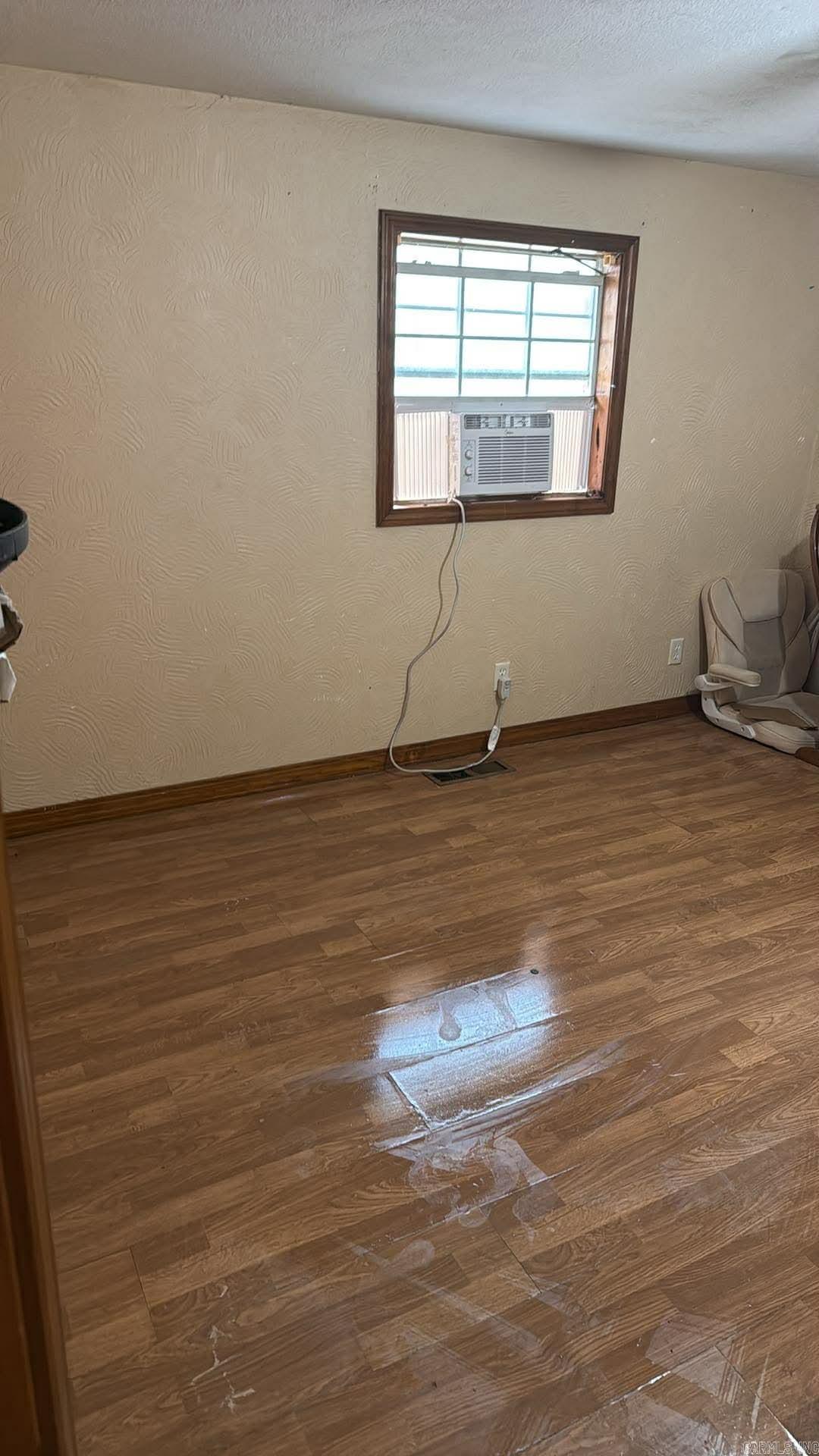 100 Kendall Drive Drive Property Photo 12