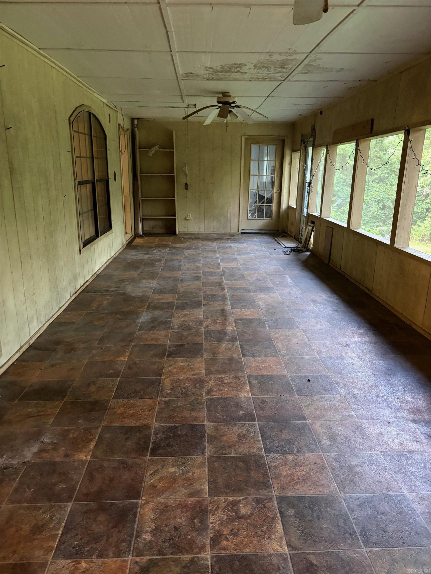 100 Kendall Drive Drive Property Photo 24