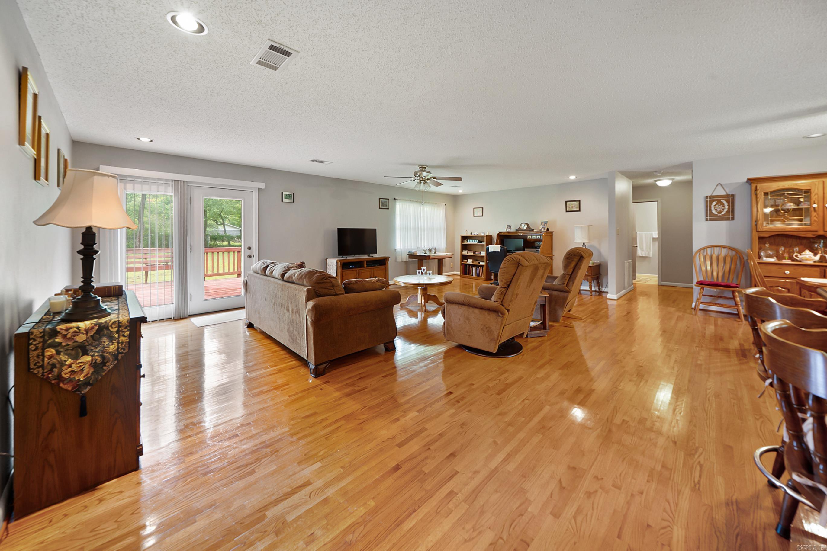 105 Campbell Street Property Photo 30
