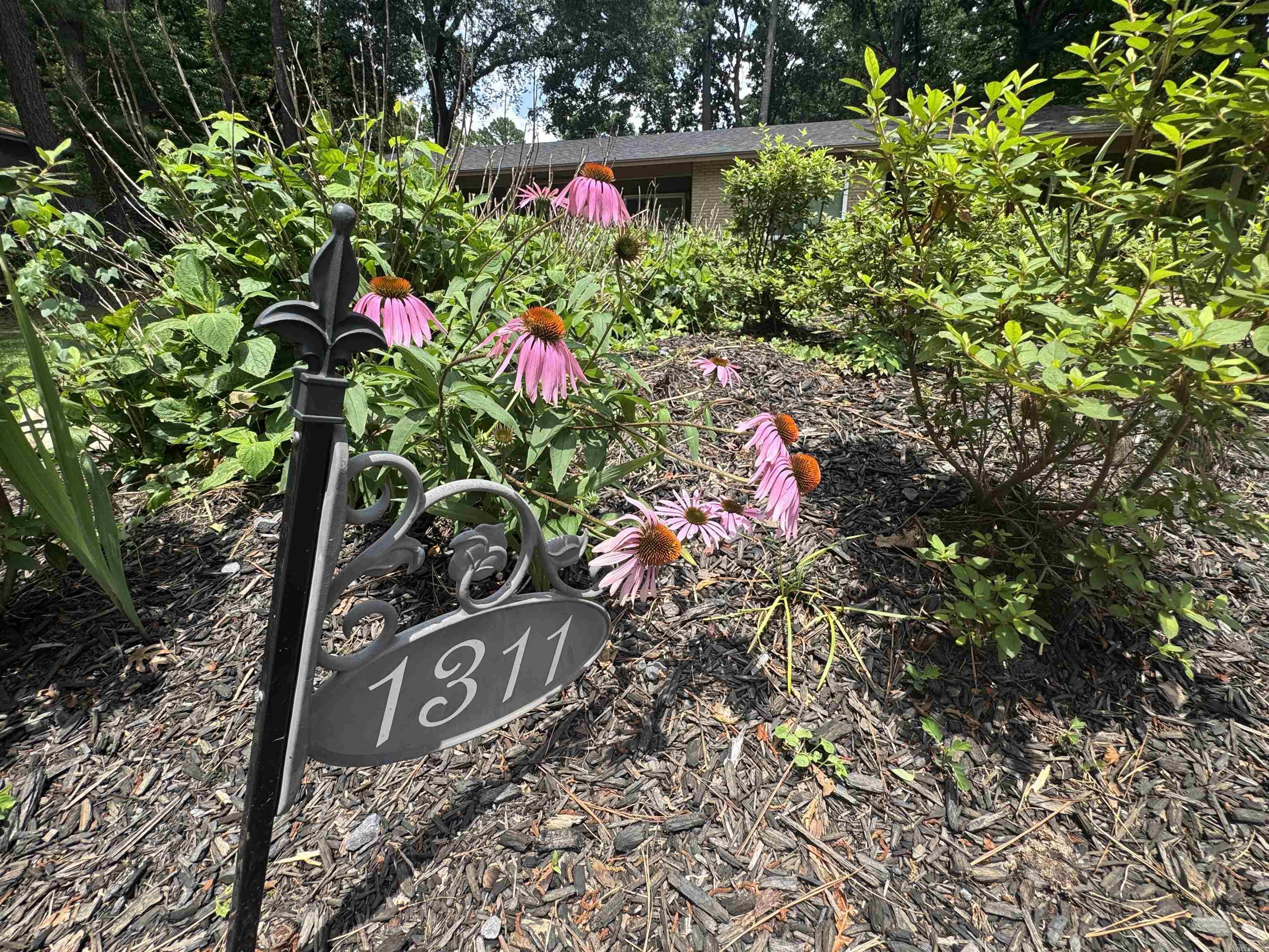 1311 Starfield Road Property Photo 2