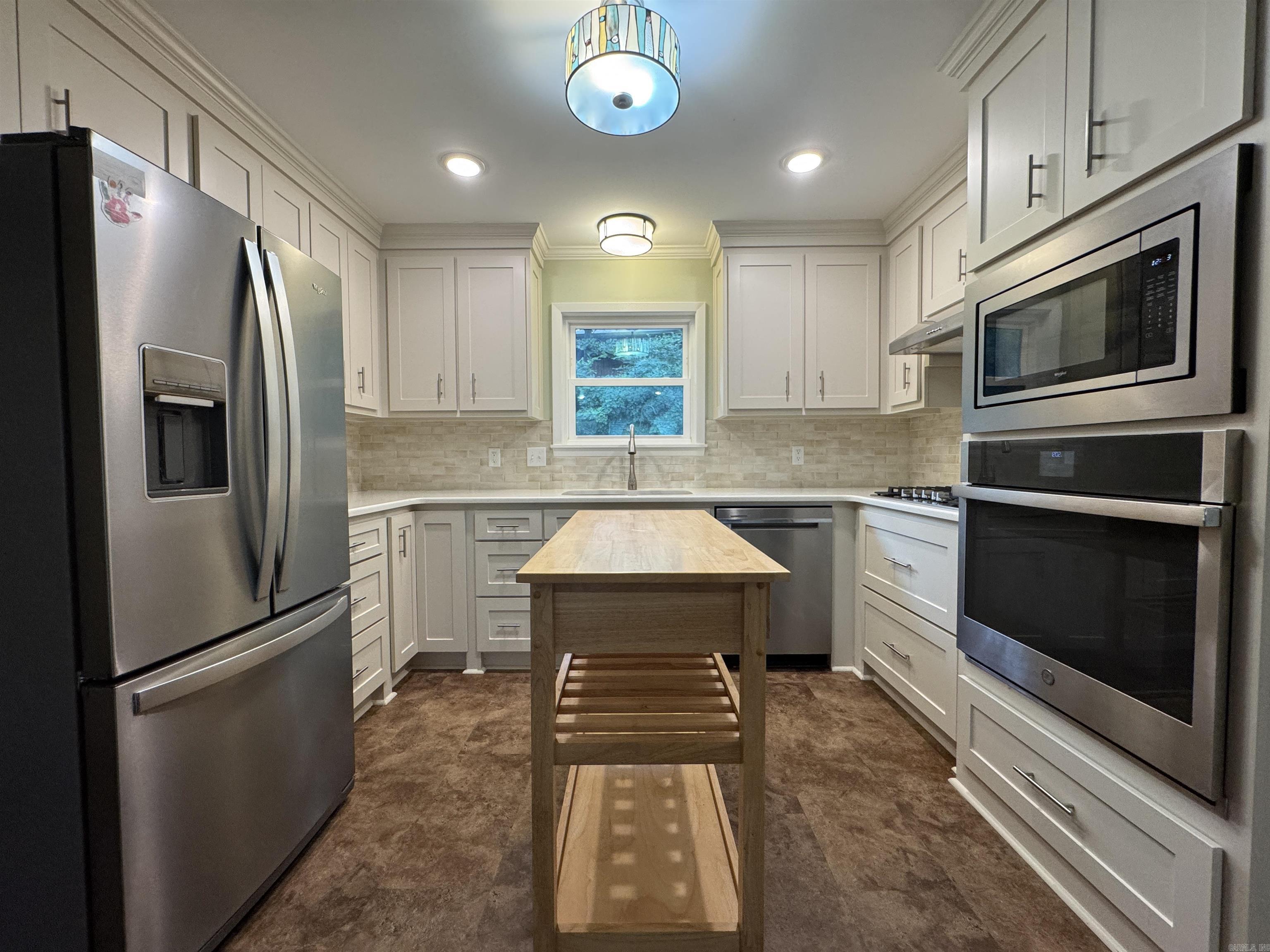 1311 Starfield Road Property Photo 11