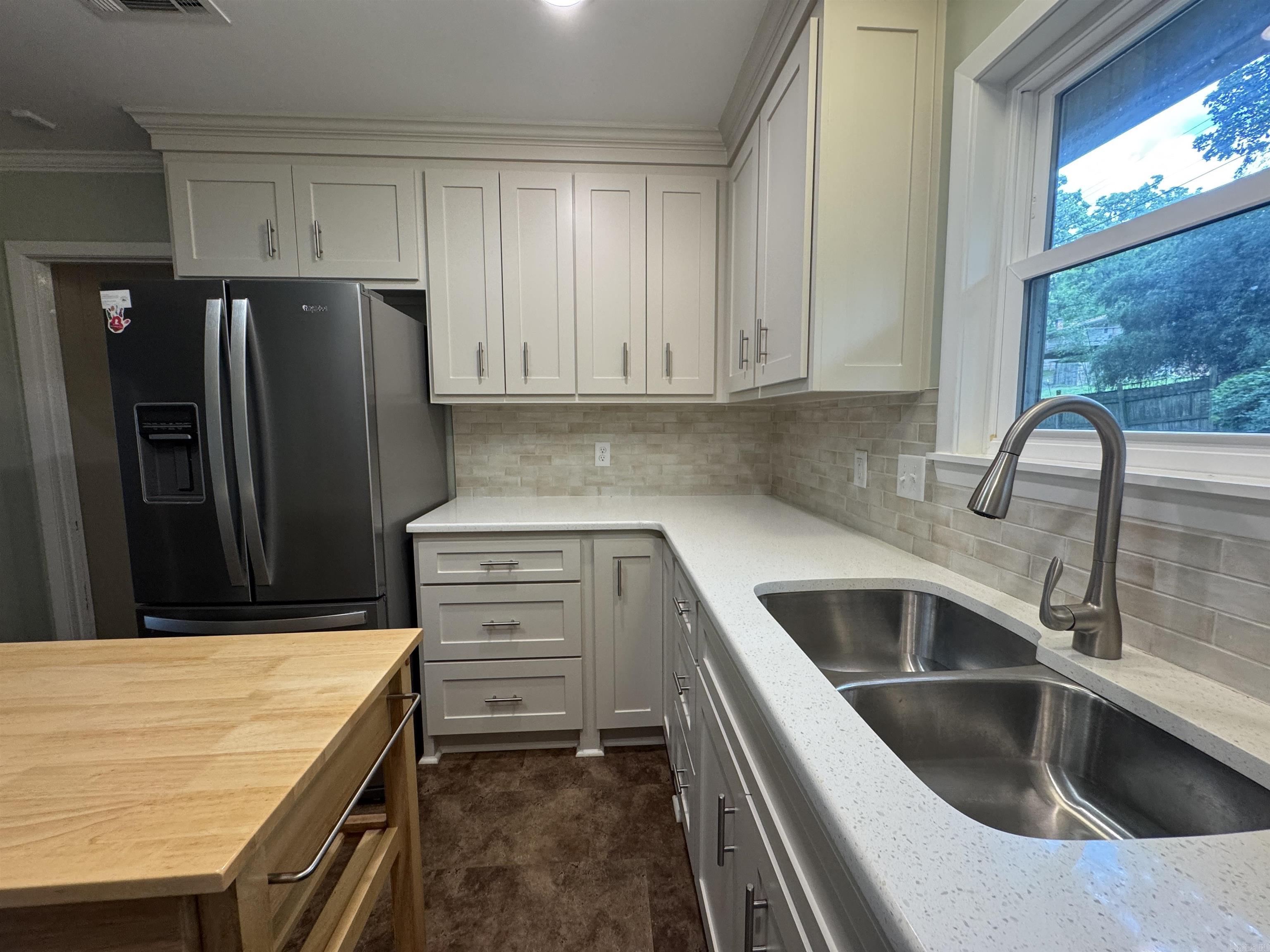 1311 Starfield Road Property Photo 14