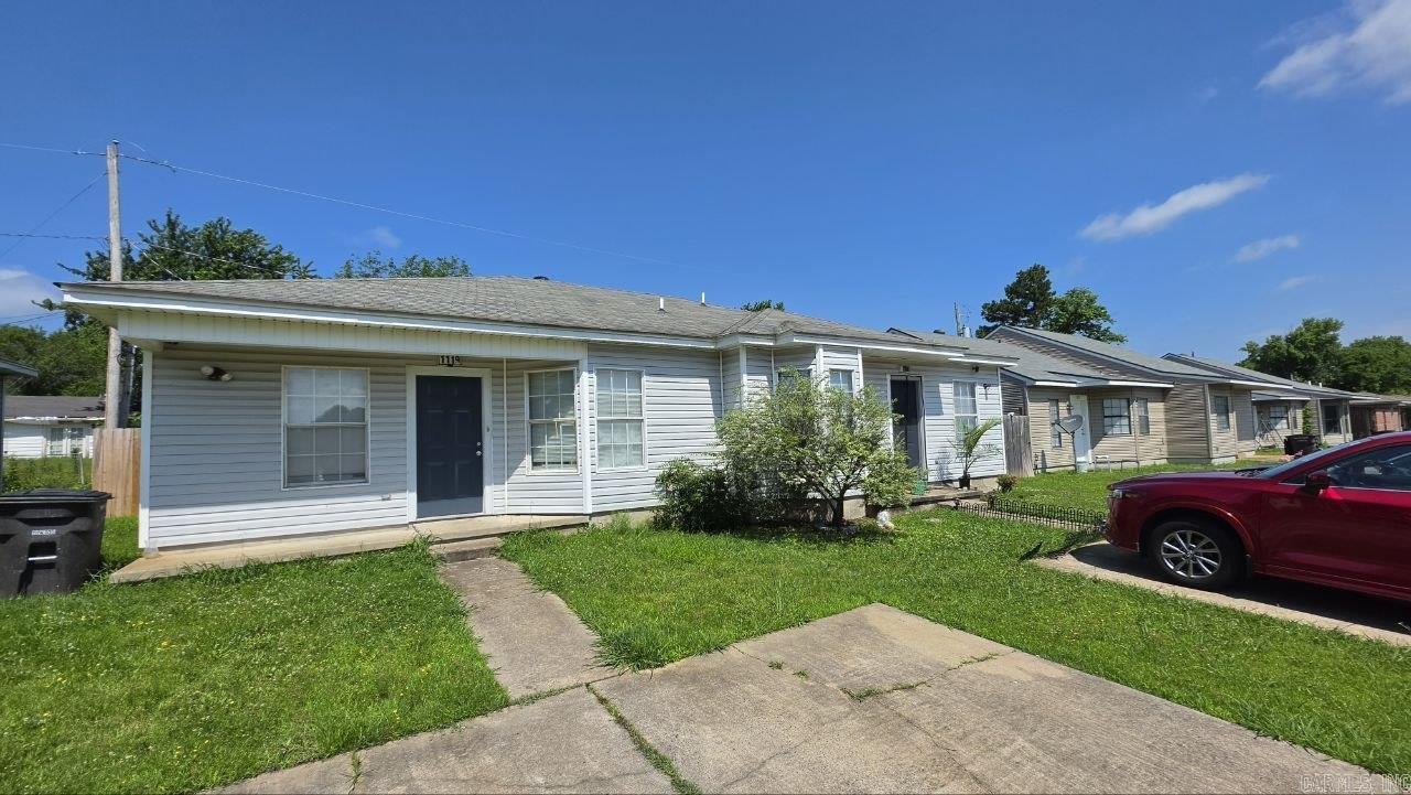 1117-1119 Ruth Ann Drive Property Photo 4
