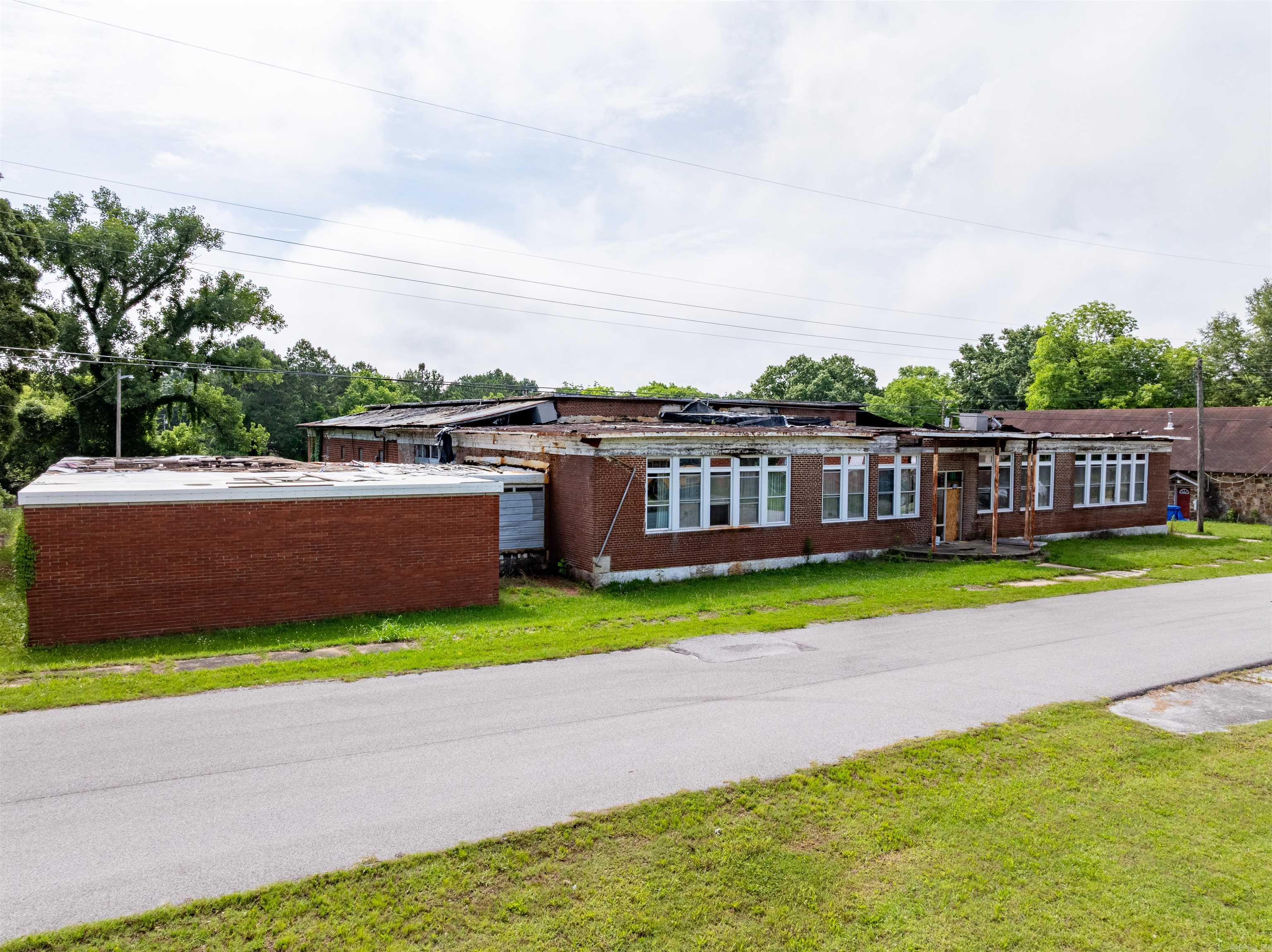 450 College Street Property Photo 13