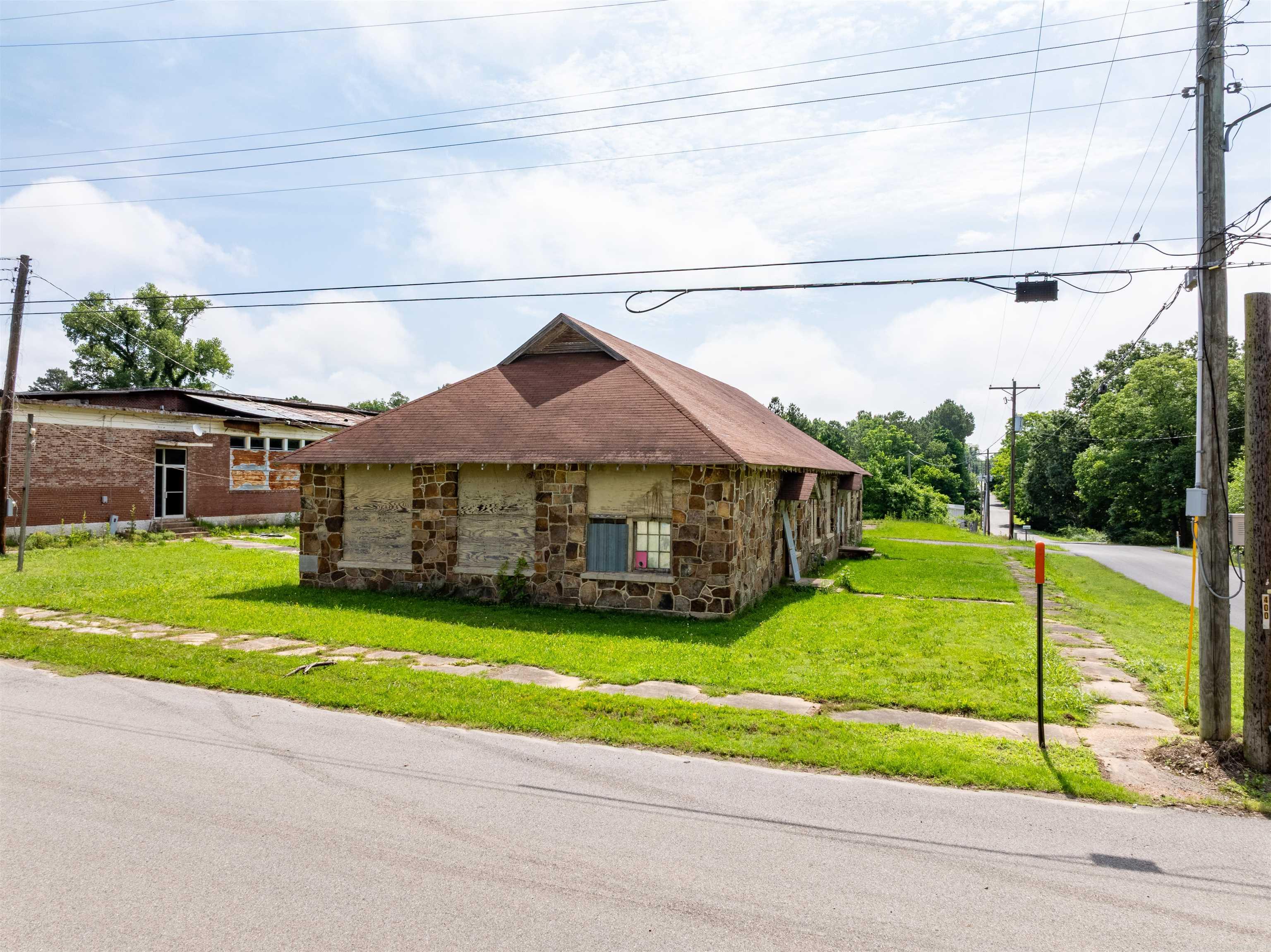450 College Street Property Photo 15