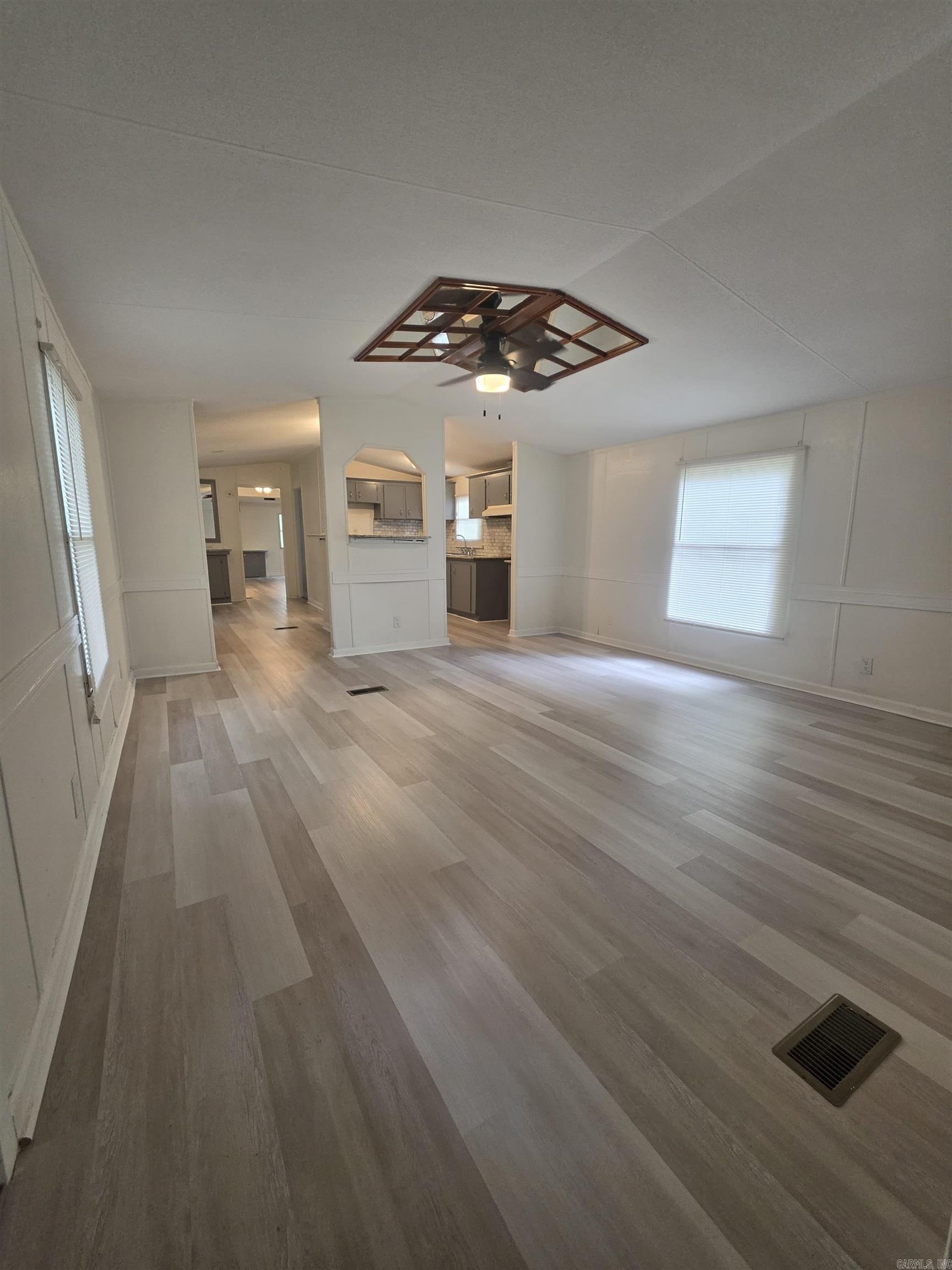 1721 Leonard Drive Property Photo 3