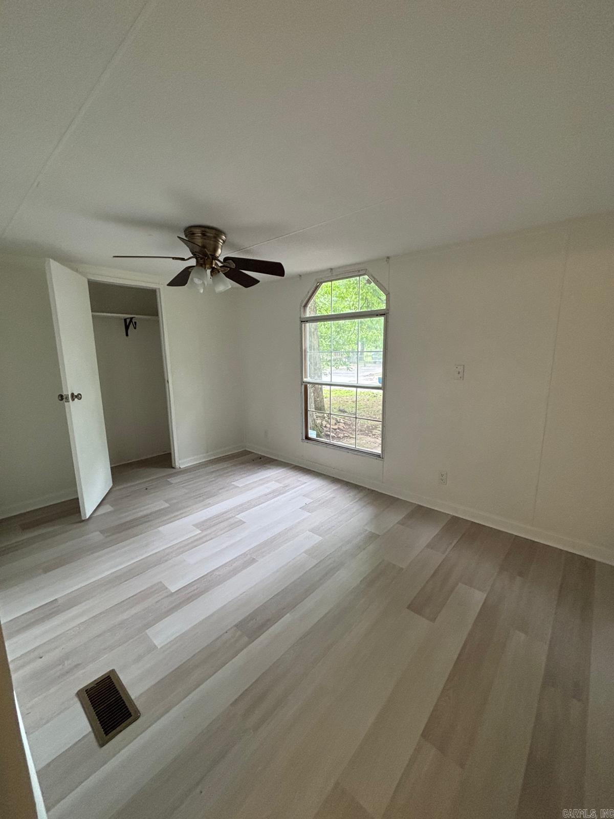 1721 Leonard Drive Property Photo 9