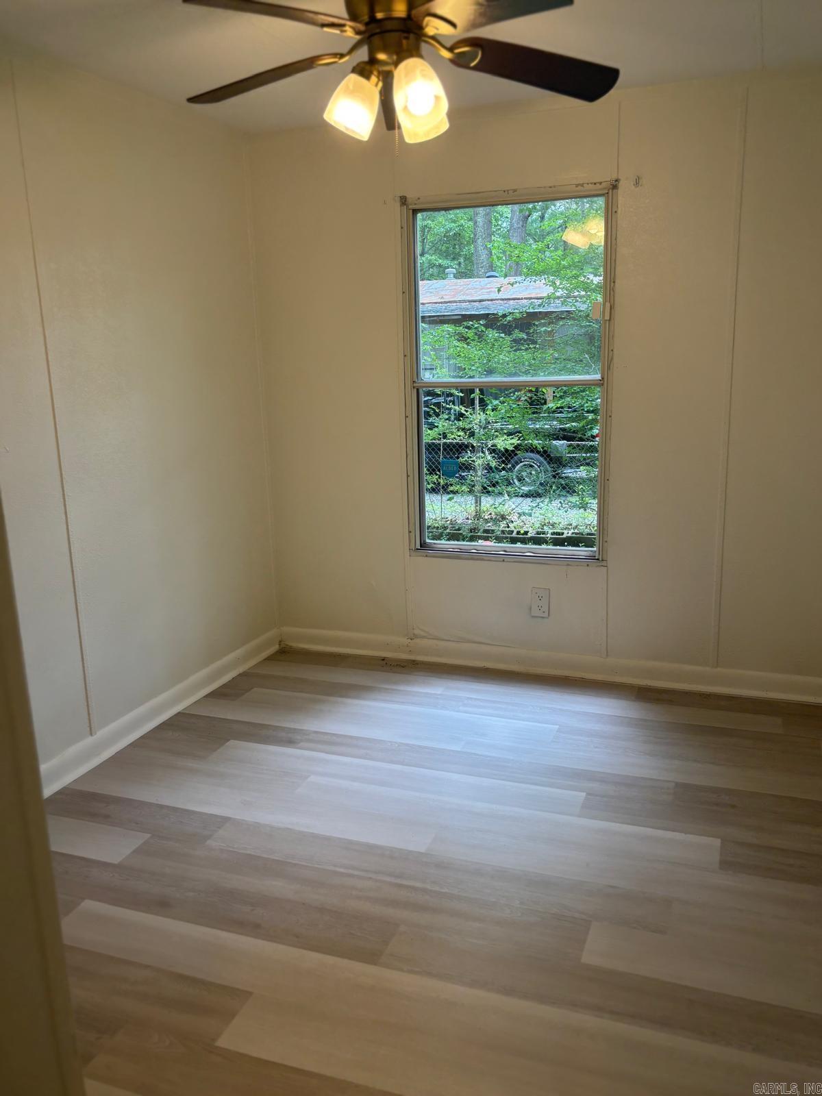 1721 Leonard Drive Property Photo 11