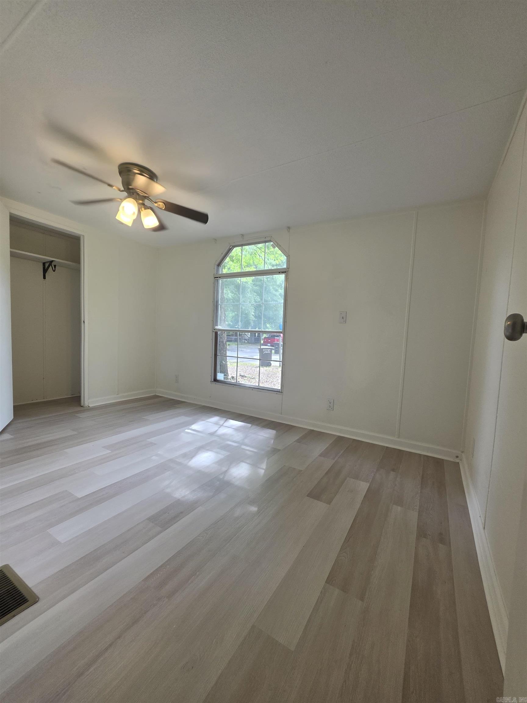 1721 Leonard Drive Property Photo 23