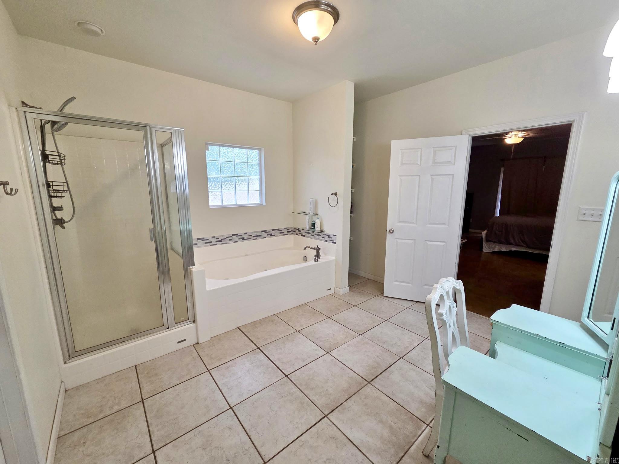 519 S Market St Property Photo 15