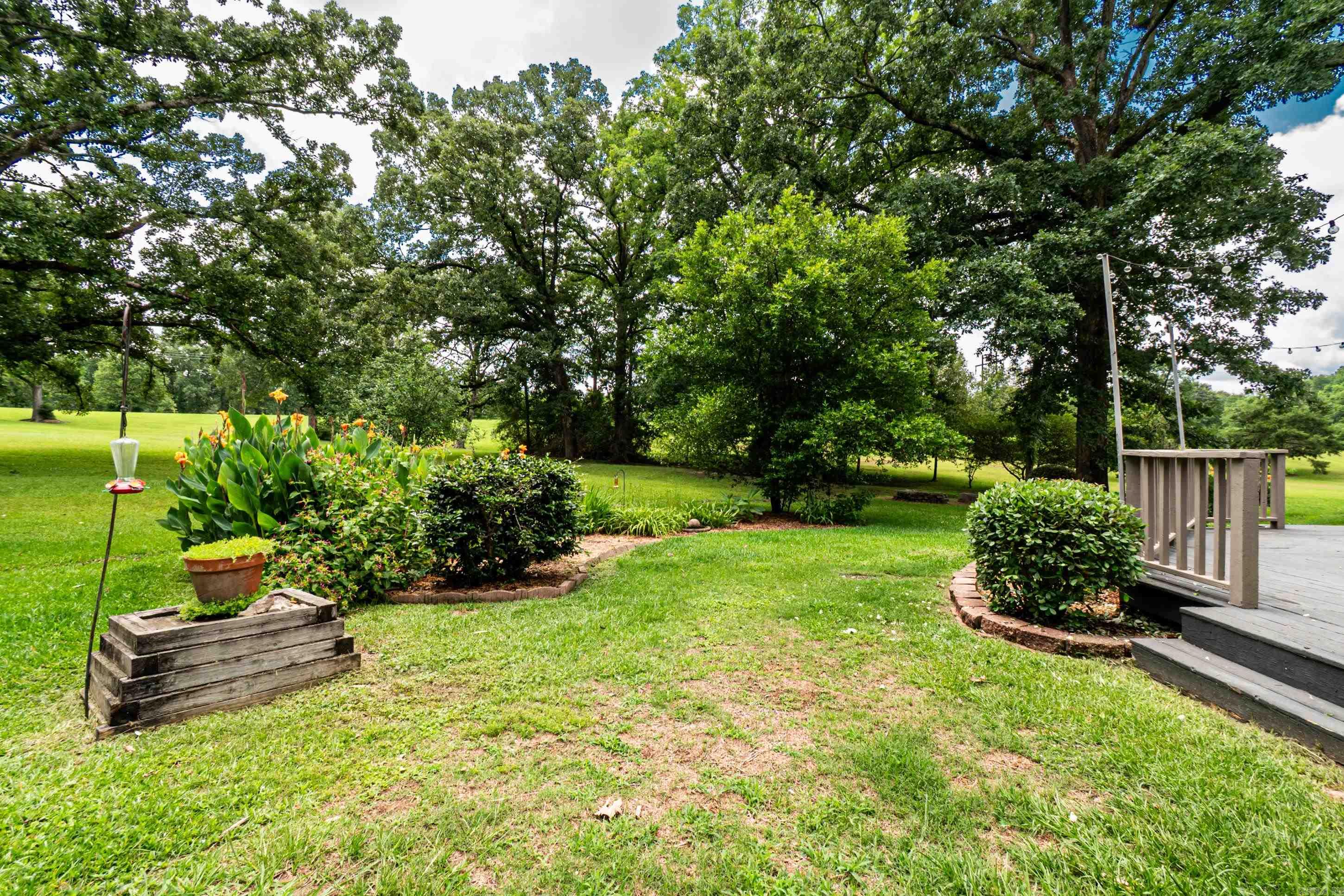 185 Meadow View Dr Property Photo 6