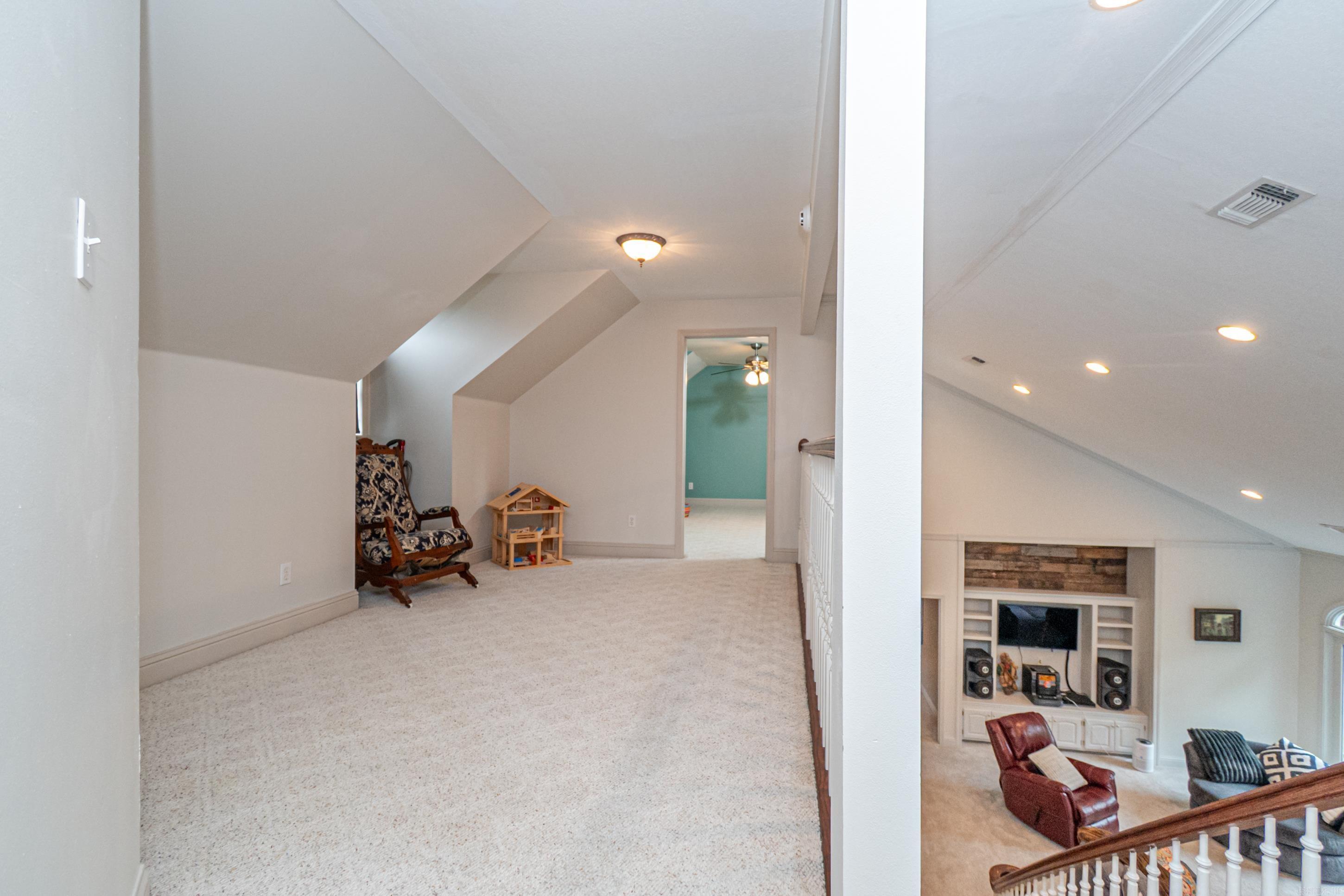 185 Meadow View Dr Property Photo 35