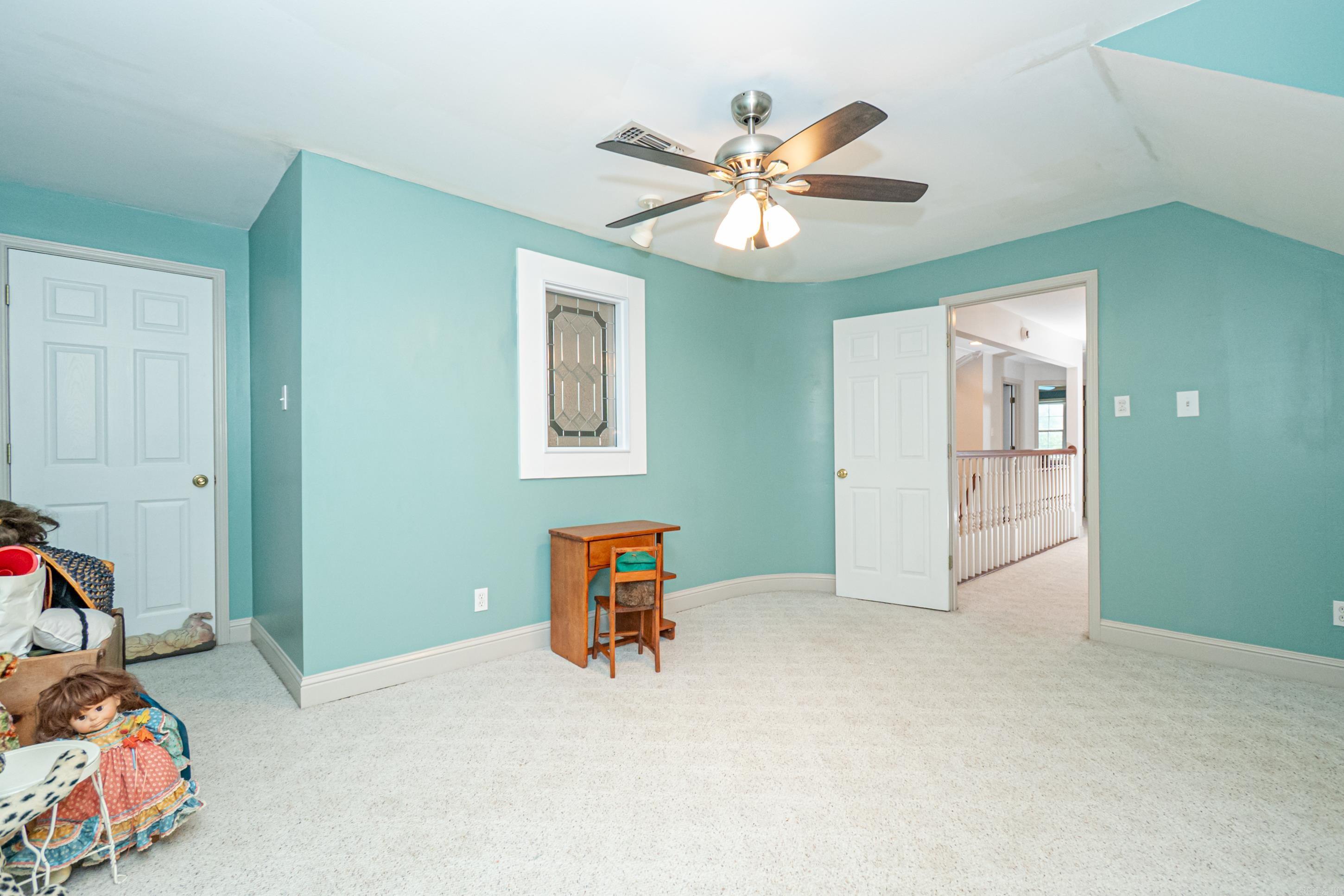 185 Meadow View Dr Property Photo 37