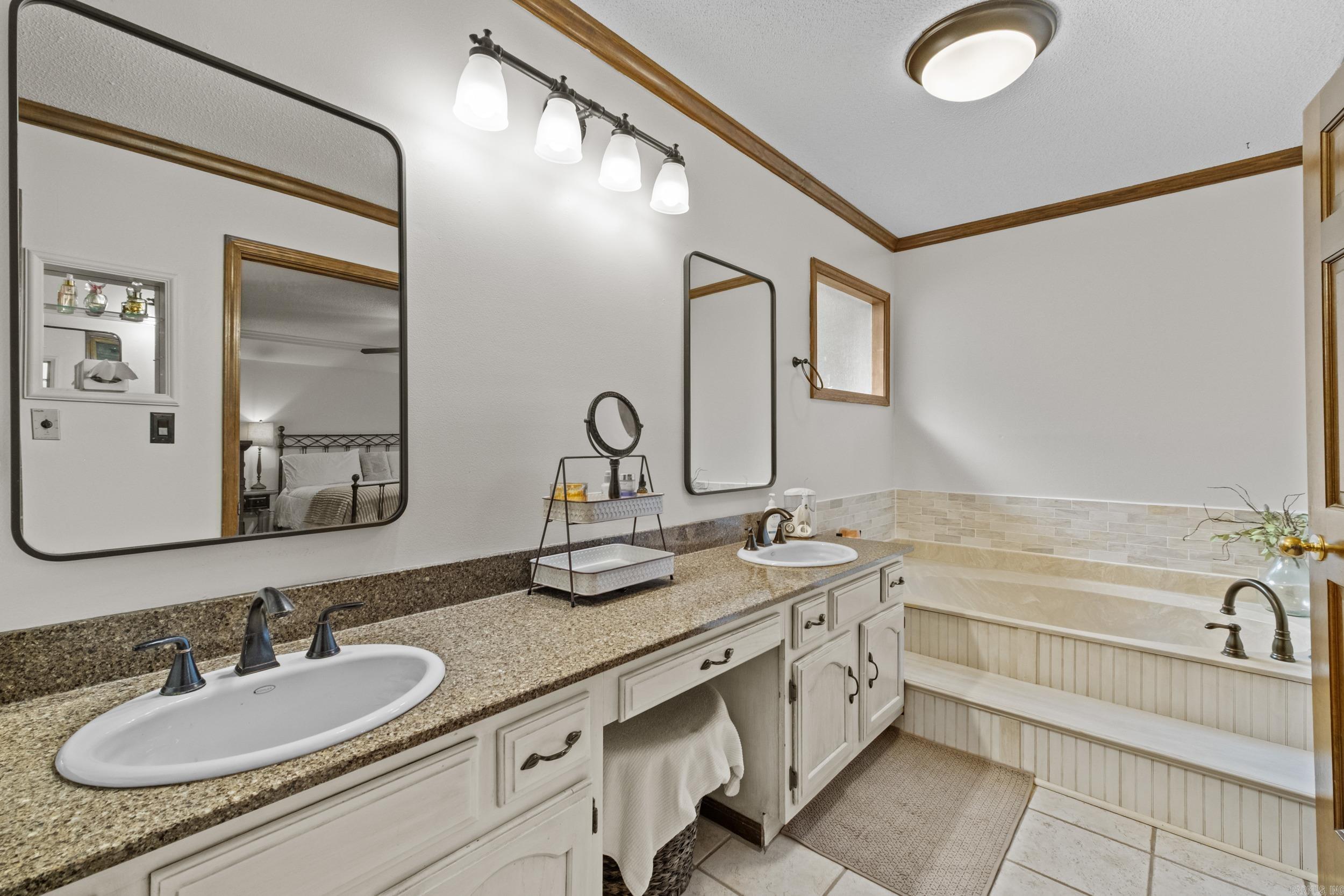 200 Fork River Road Property Photo 22